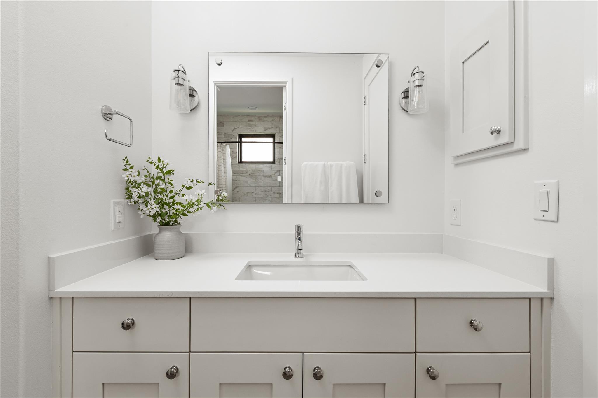 412 Kayak Way, Lakeway, TX 78738