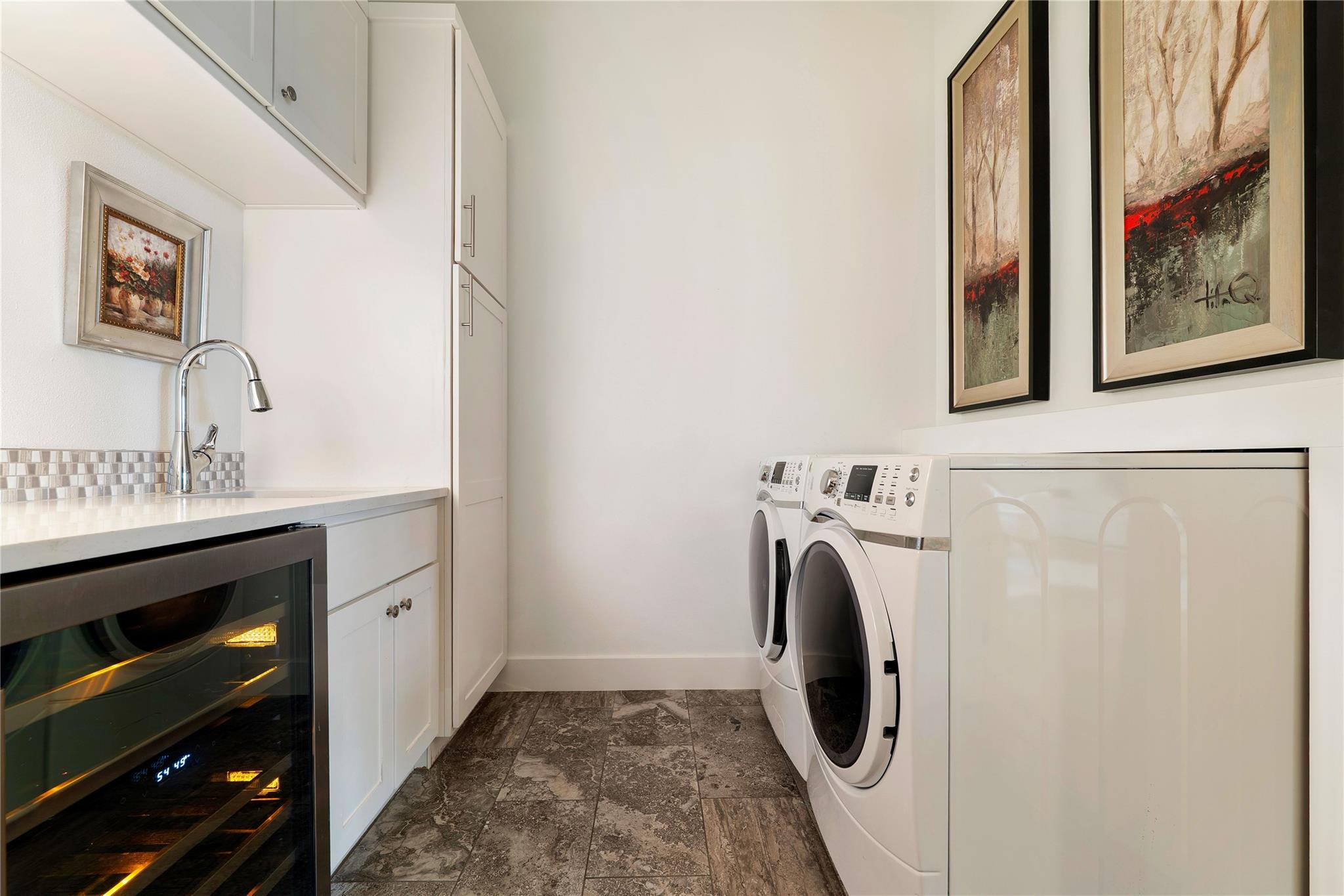 104 Smugglers Cv, Horseshoe Bay, TX 78657