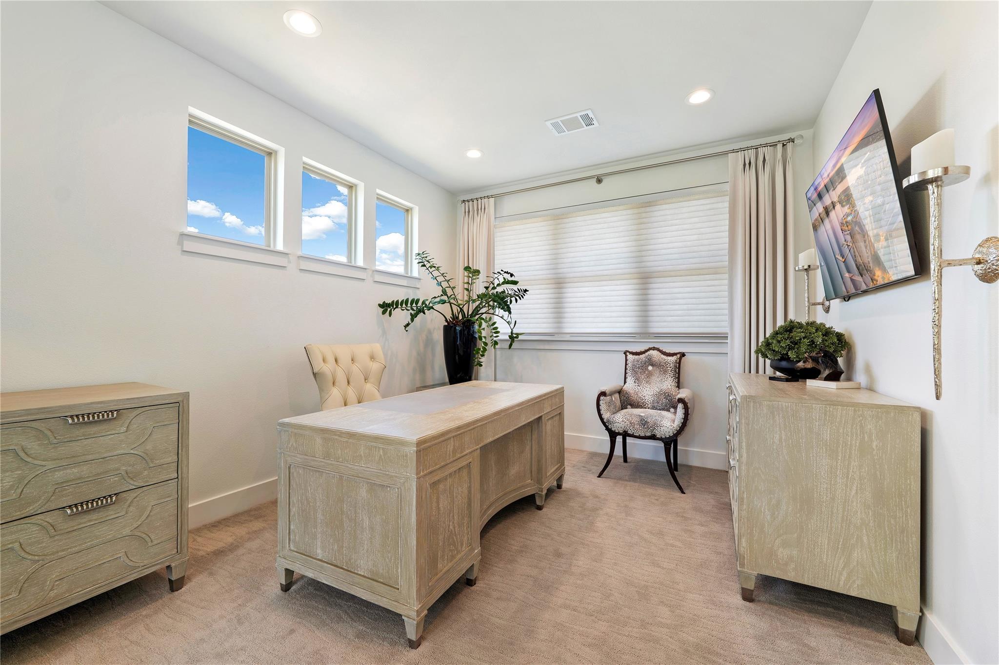 104 Smugglers Cv, Horseshoe Bay, TX 78657