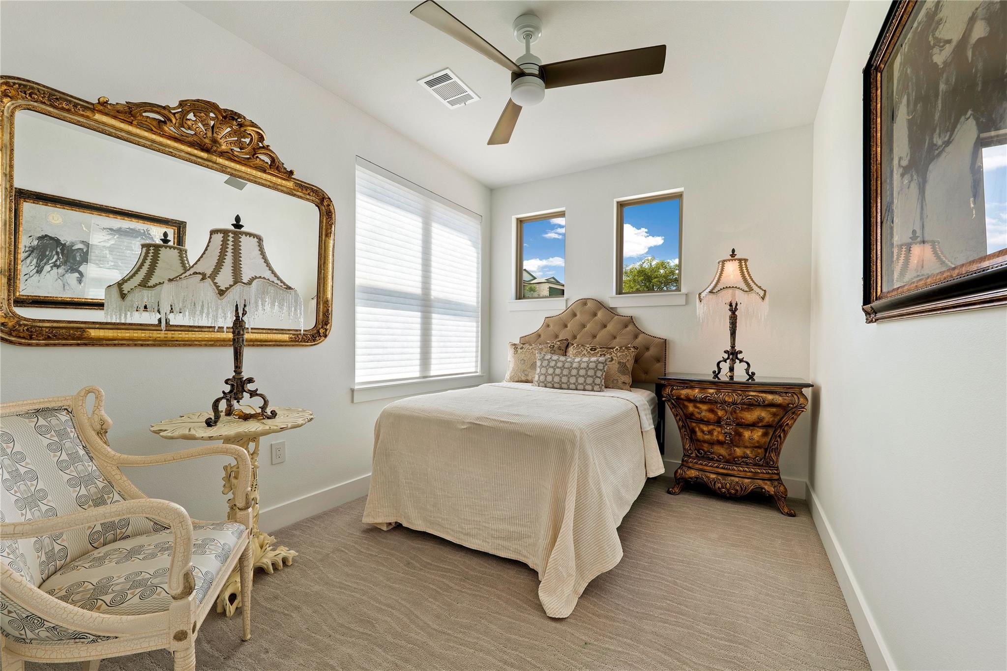 104 Smugglers Cv, Horseshoe Bay, TX 78657