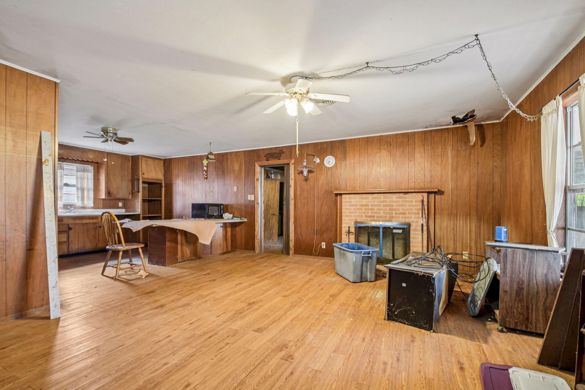 3200 Cattlemens Row, Lockhart, TX 78644