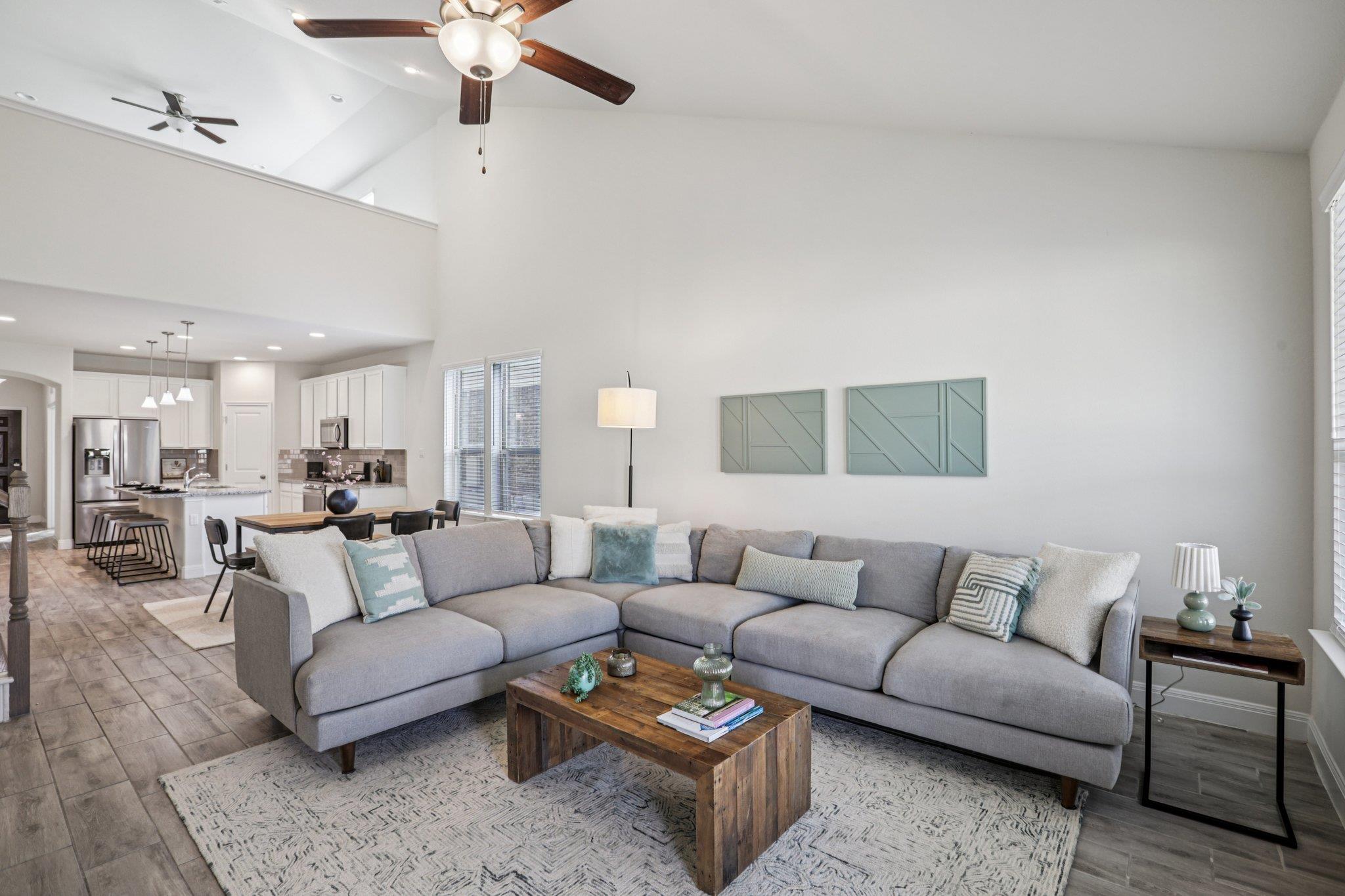 202 Quarryman Dr, Hutto, TX 78634