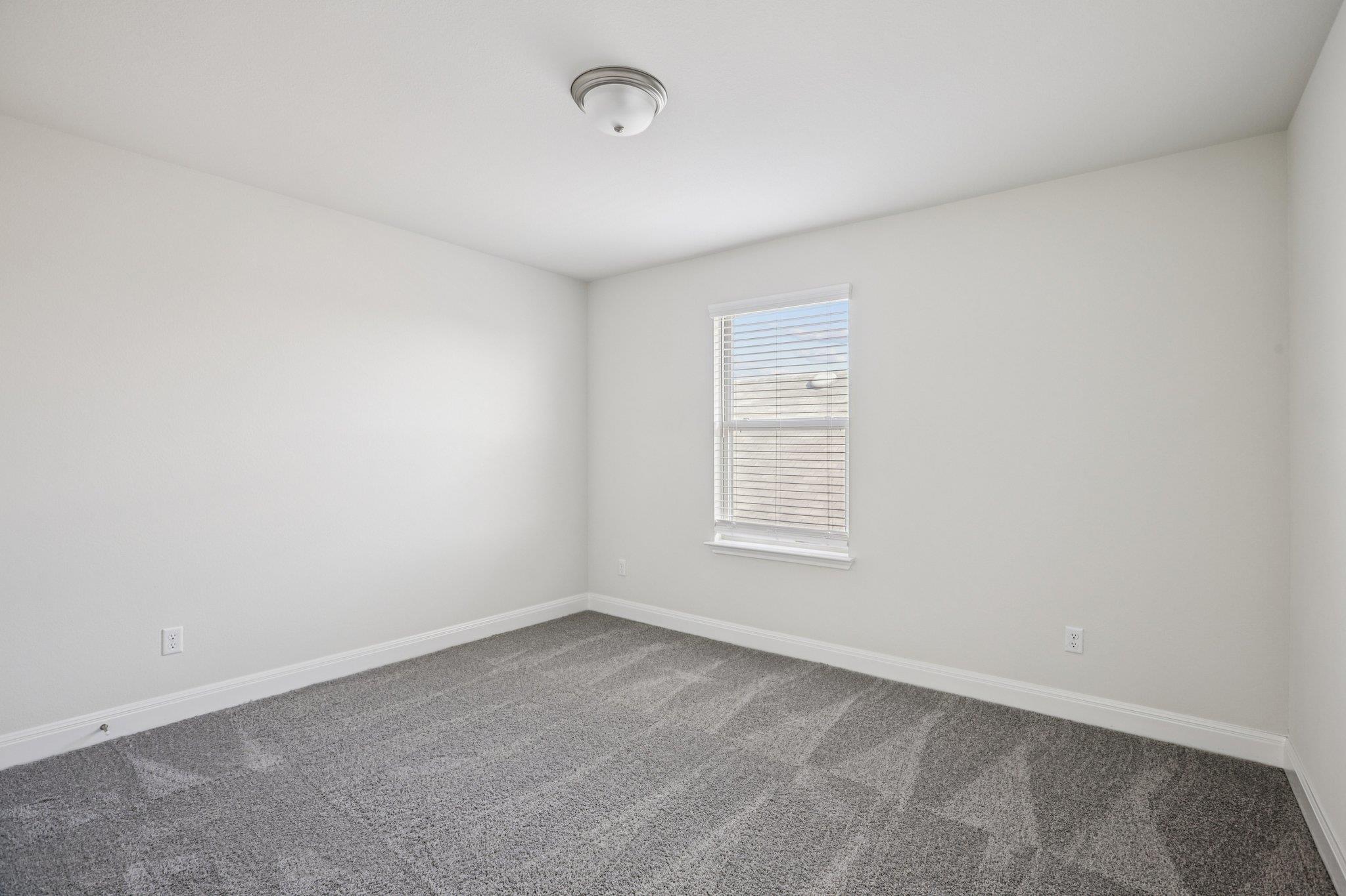 202 Quarryman Dr, Hutto, TX 78634