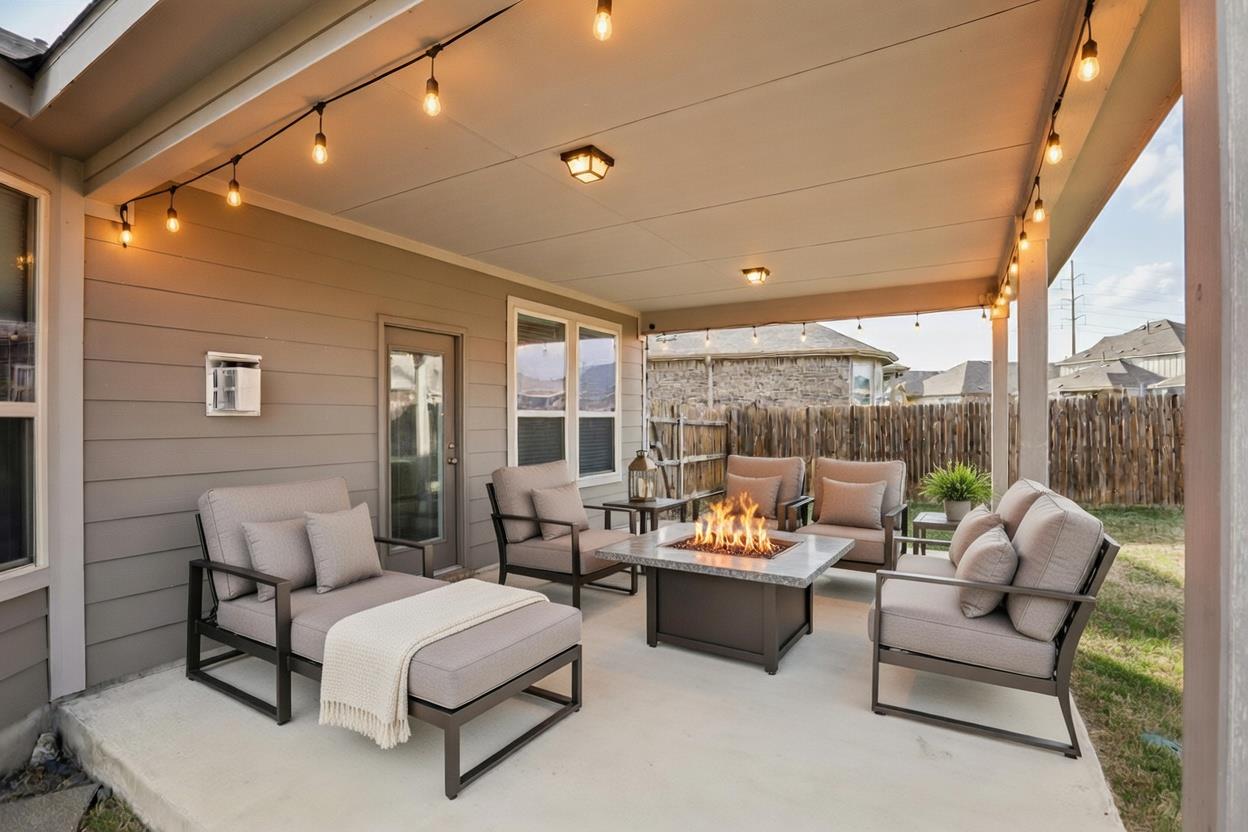 202 Quarryman Dr, Hutto, TX 78634