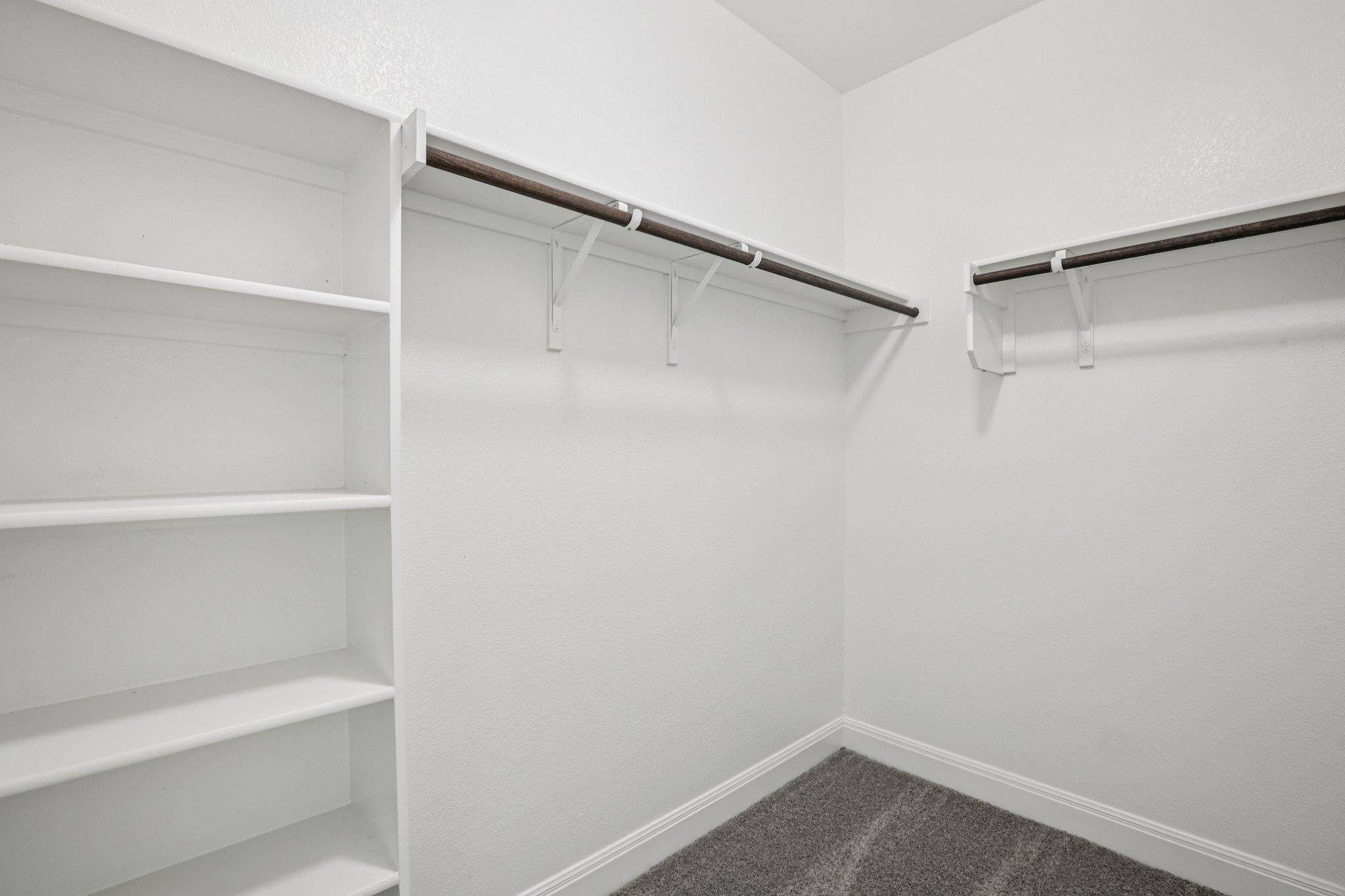 202 Quarryman Dr, Hutto, TX 78634