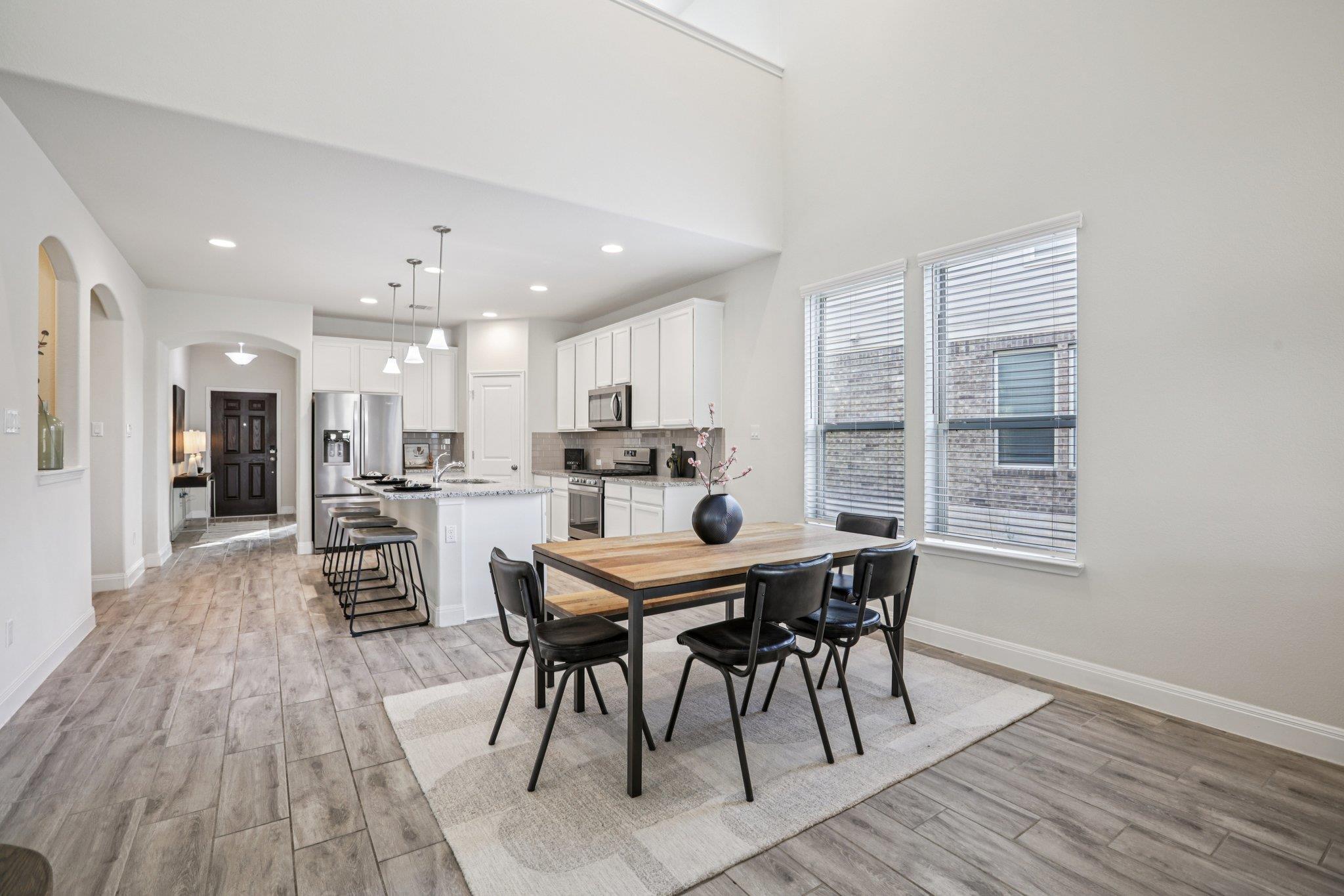 202 Quarryman Dr, Hutto, TX 78634