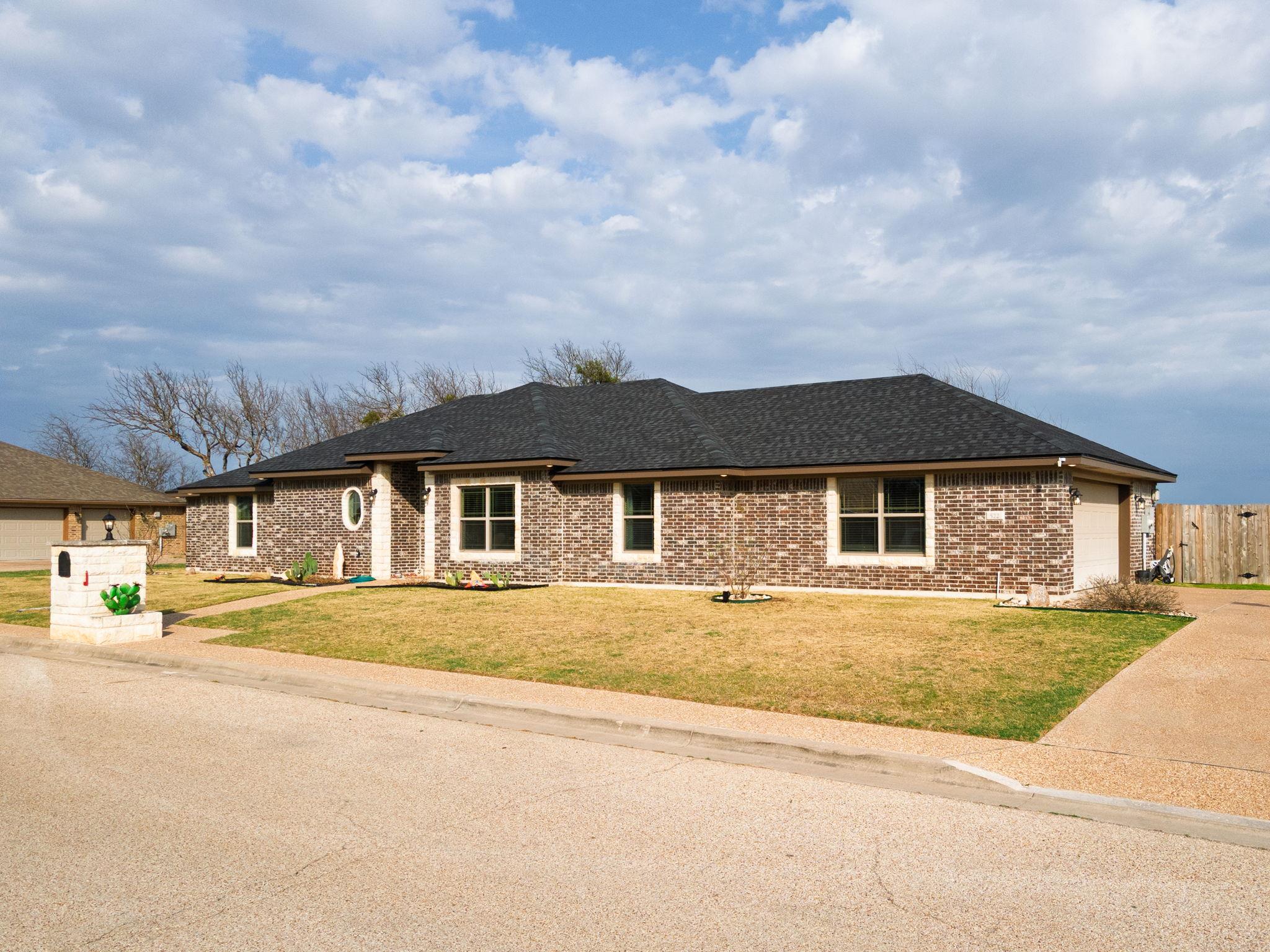 522 Skyline Dr, Copperas Cove, TX 76522