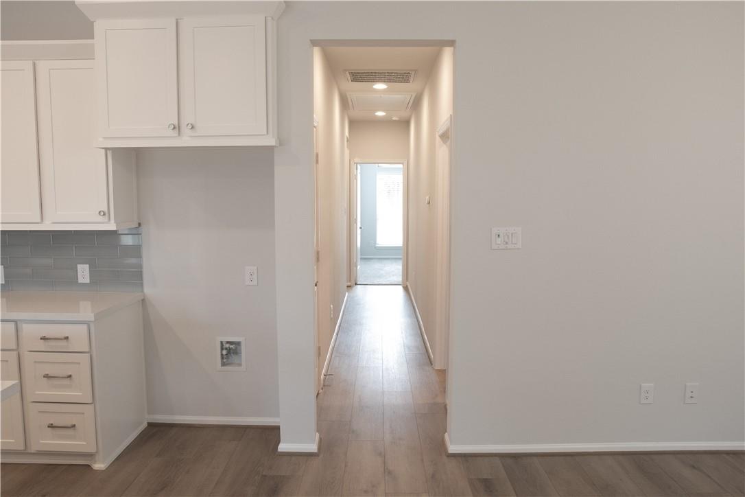 916 Azul Lagoon Dr, Leander, TX 78641