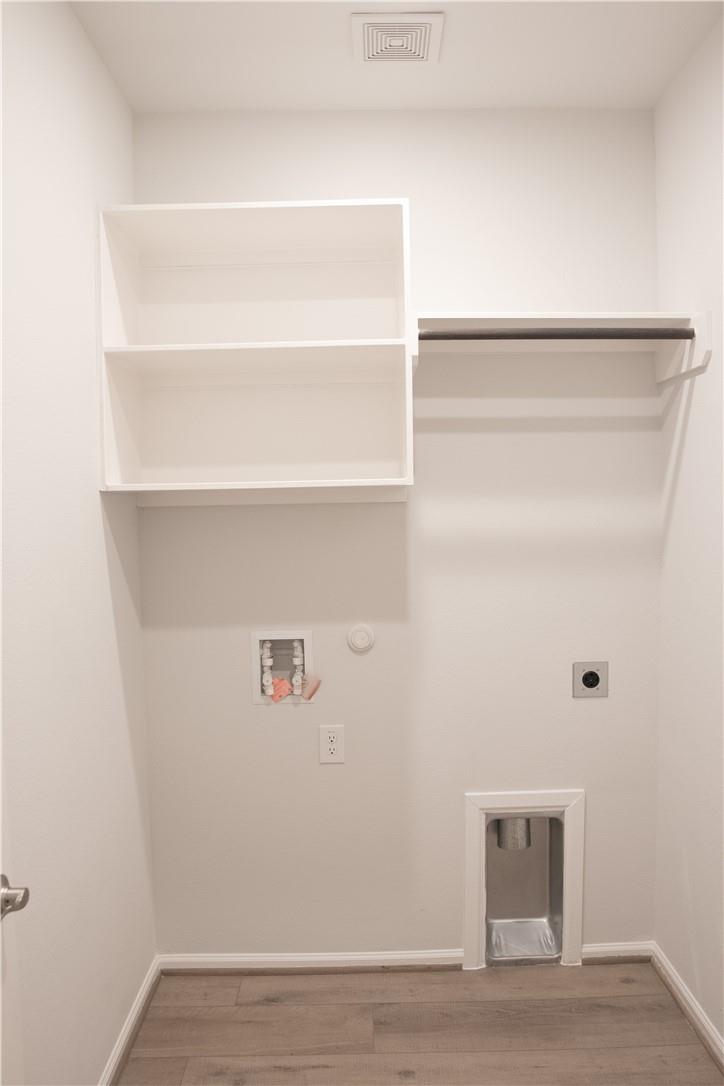 916 Azul Lagoon Dr, Leander, TX 78641