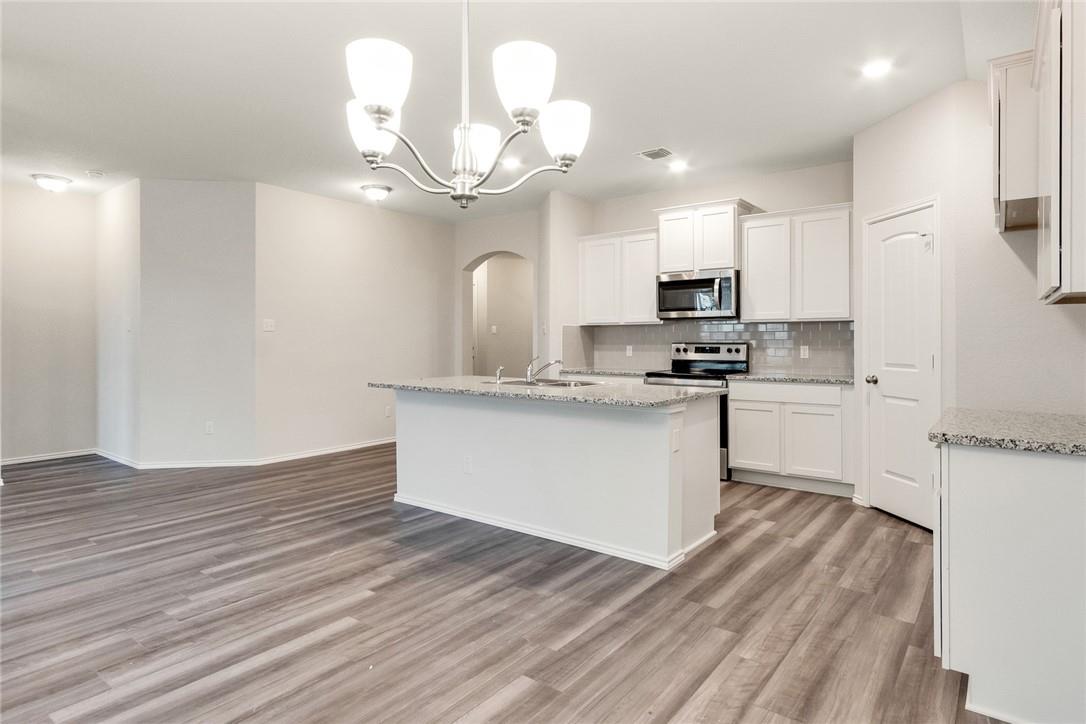 117 Nathaniel Dr, Taylor, TX 76574