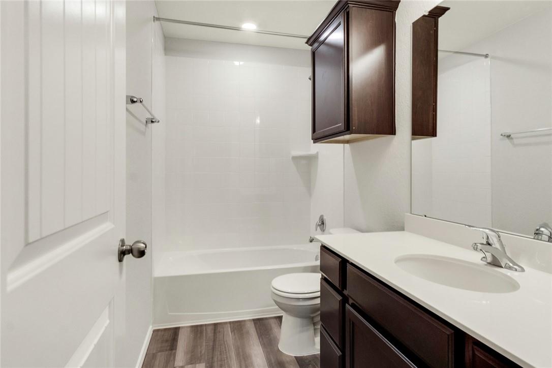 117 Nathaniel Dr, Taylor, TX 76574