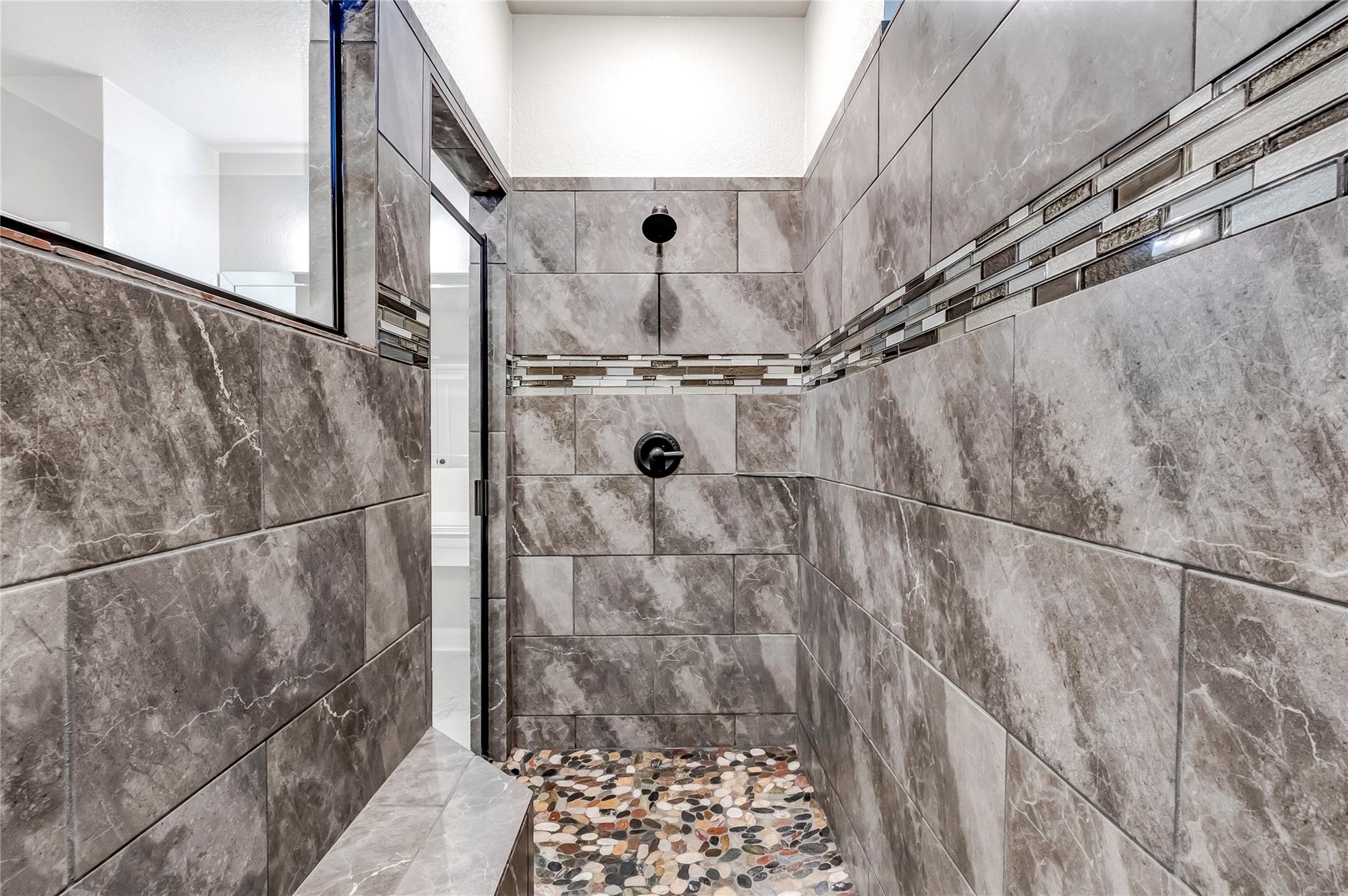 9000 Grand Oaks Ln, Killeen, TX 76542