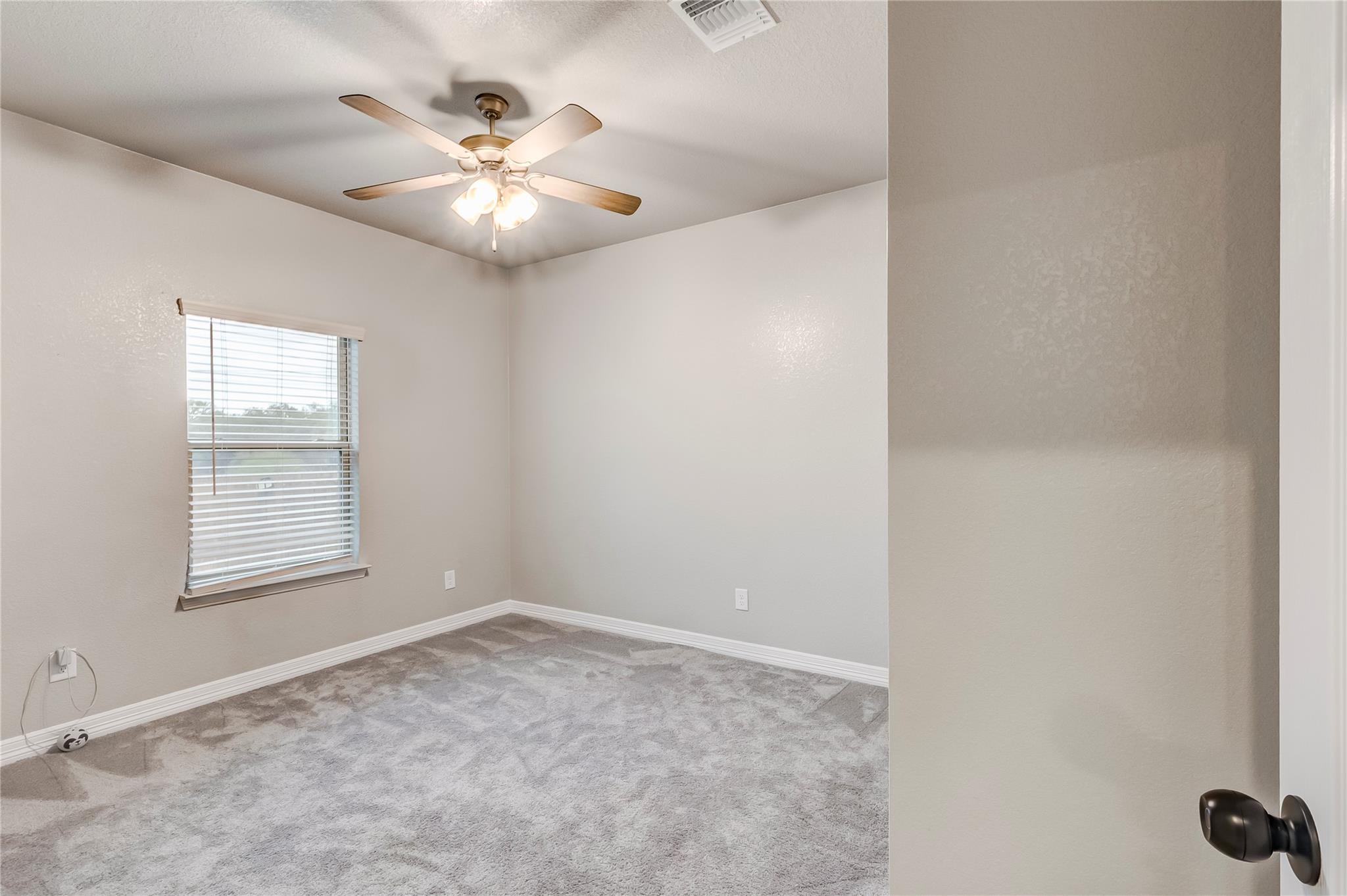 9000 Grand Oaks Ln, Killeen, TX 76542