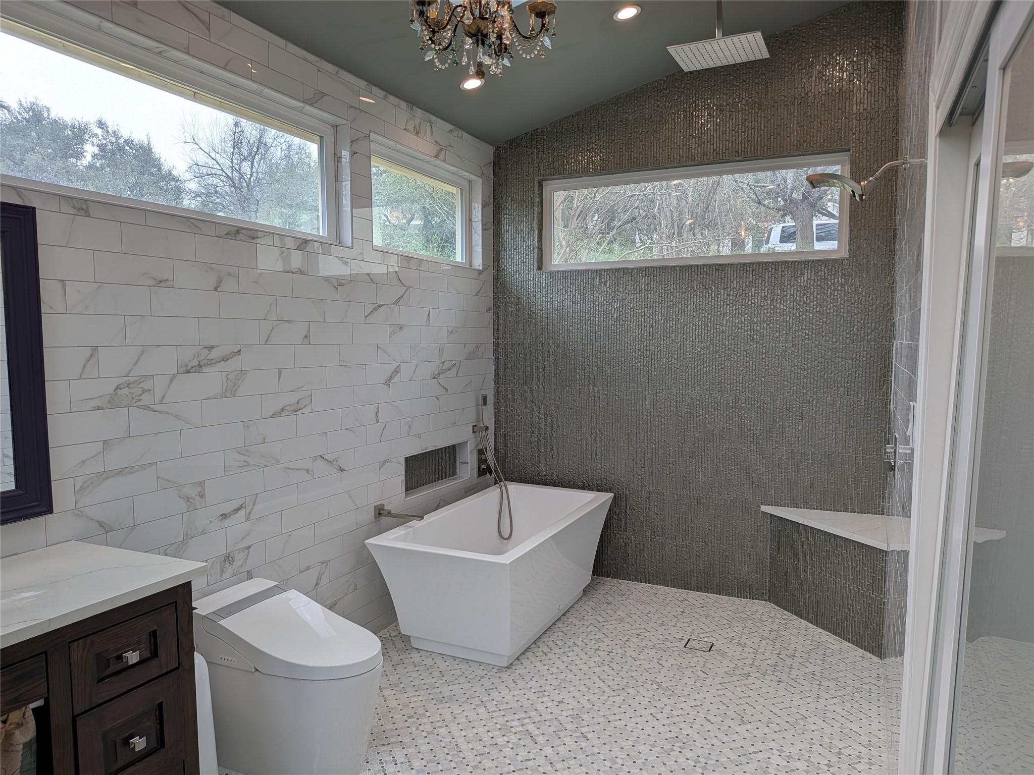 6205 Lost Horizon Dr, Austin, TX 78759