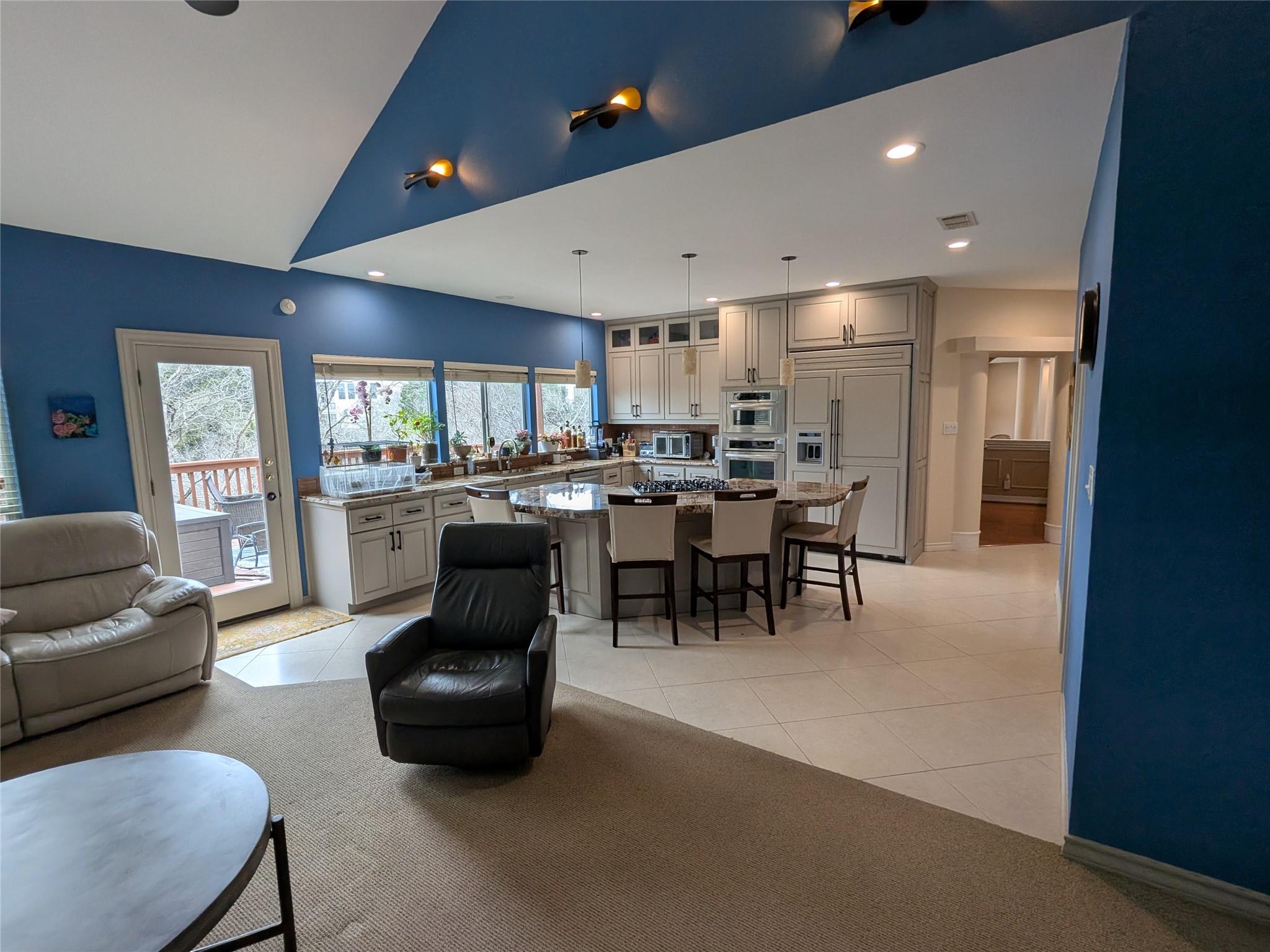 6205 Lost Horizon Dr, Austin, TX 78759