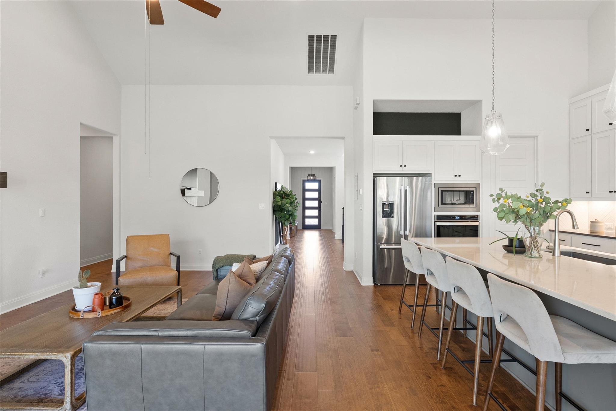 2412 Skywalk Ln # 52, Spicewood, TX 78669