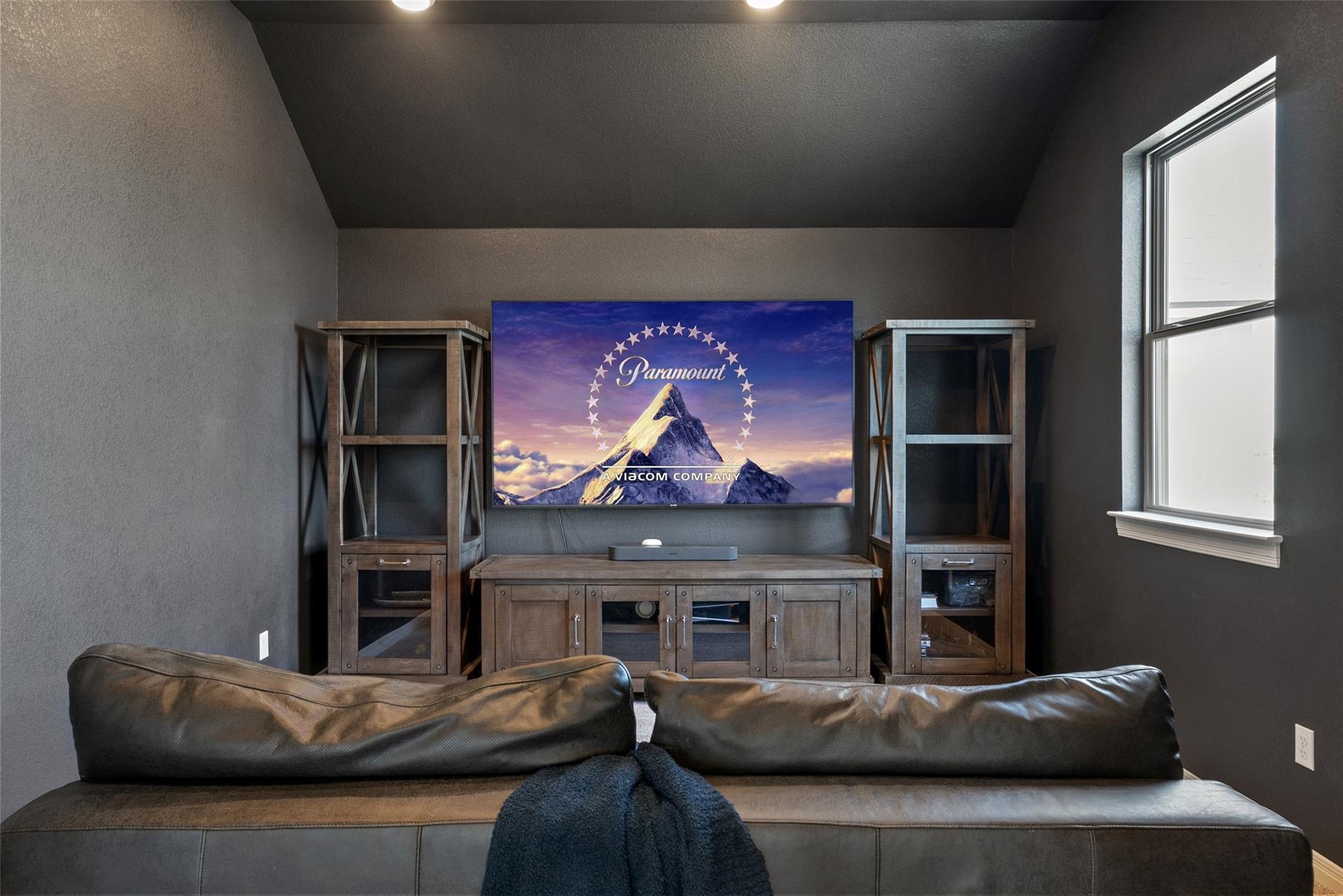 2412 Skywalk Ln # 52, Spicewood, TX 78669