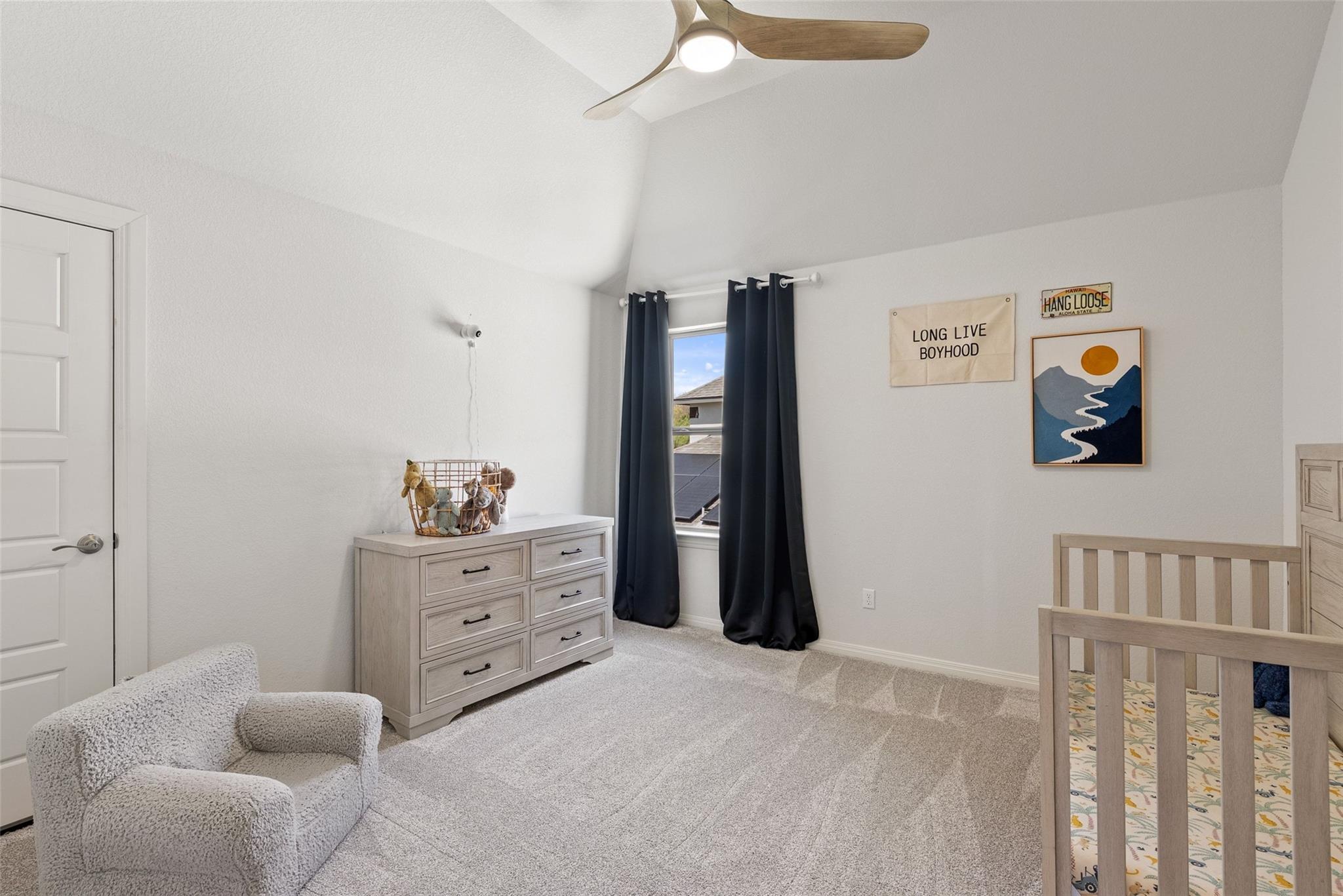 2412 Skywalk Ln # 52, Spicewood, TX 78669