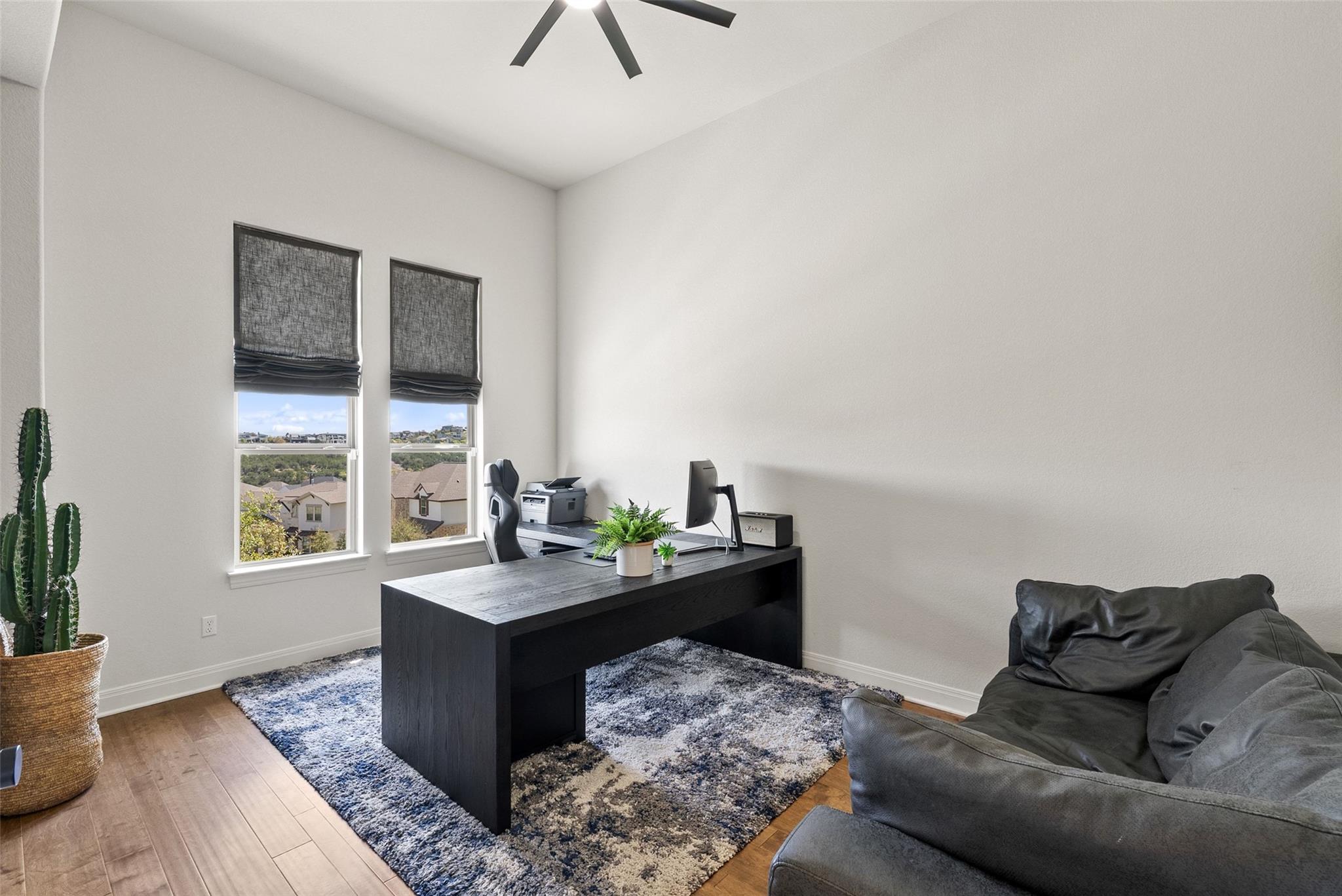 2412 Skywalk Ln # 52, Spicewood, TX 78669