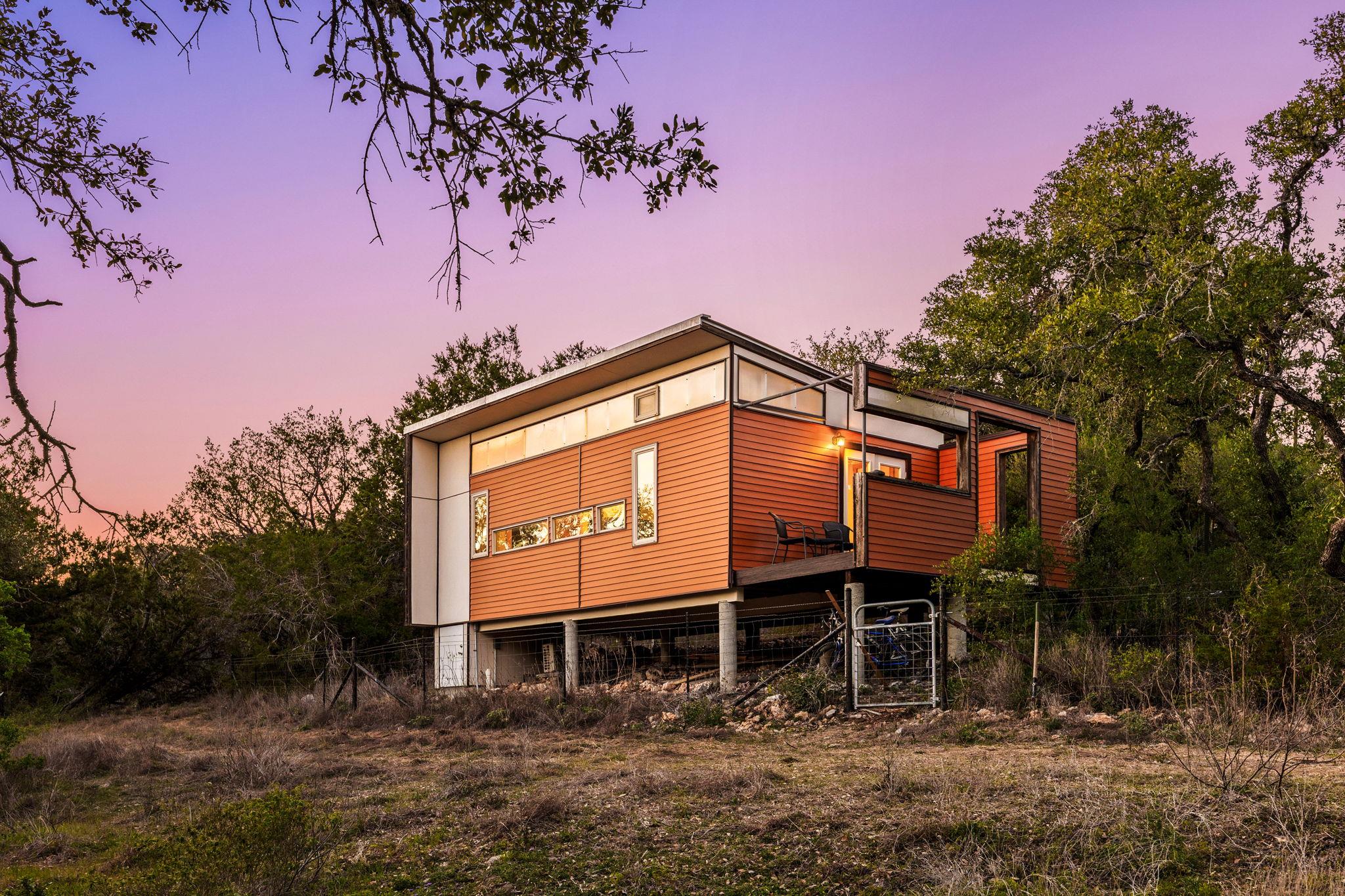 320 Rancho Encino Dr, San Marcos, TX 78666