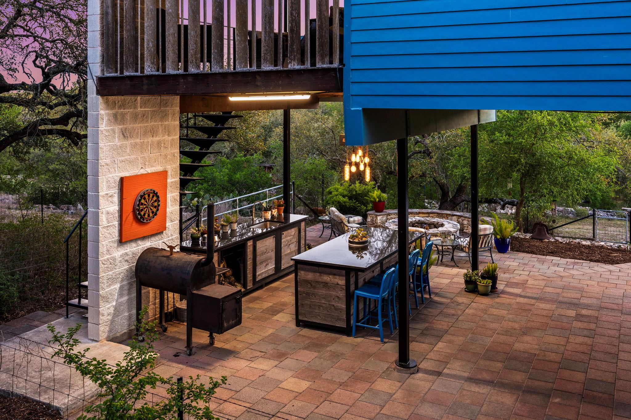 320 Rancho Encino Dr, San Marcos, TX 78666