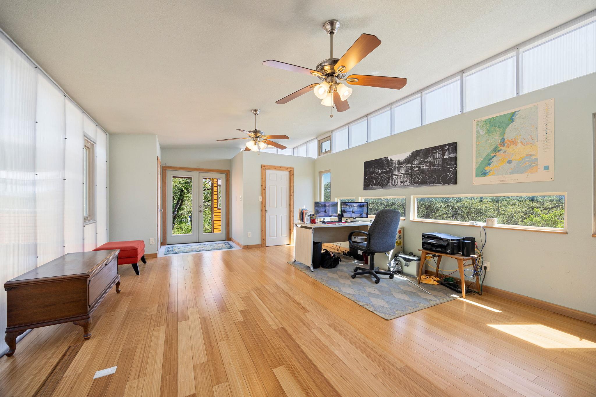 320 Rancho Encino Dr, San Marcos, TX 78666