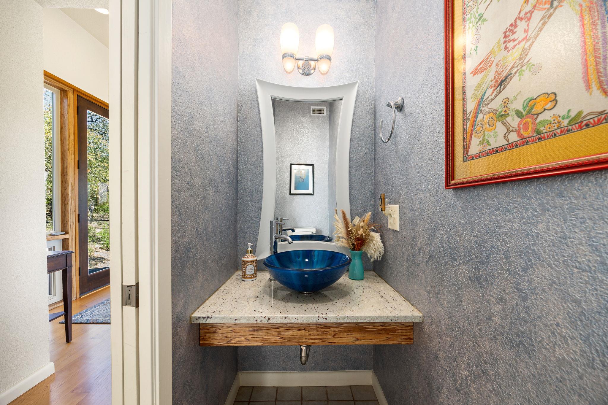 320 Rancho Encino Dr, San Marcos, TX 78666