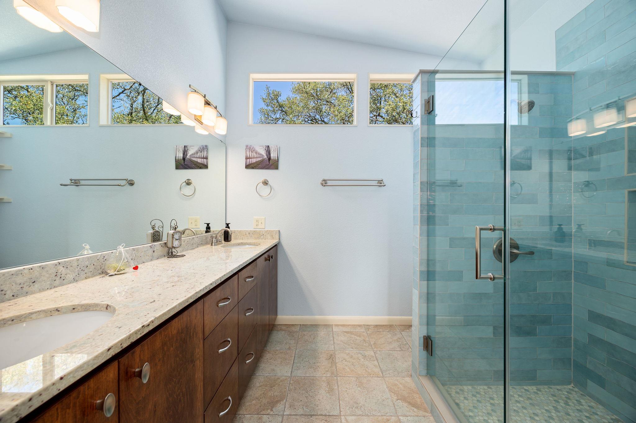 320 Rancho Encino Dr, San Marcos, TX 78666