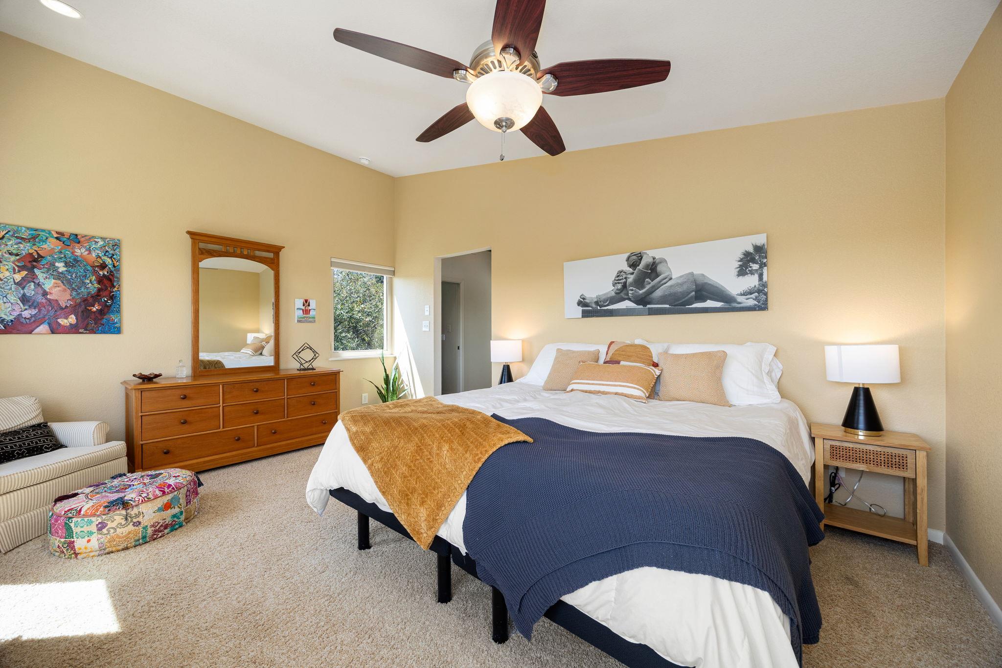 320 Rancho Encino Dr, San Marcos, TX 78666