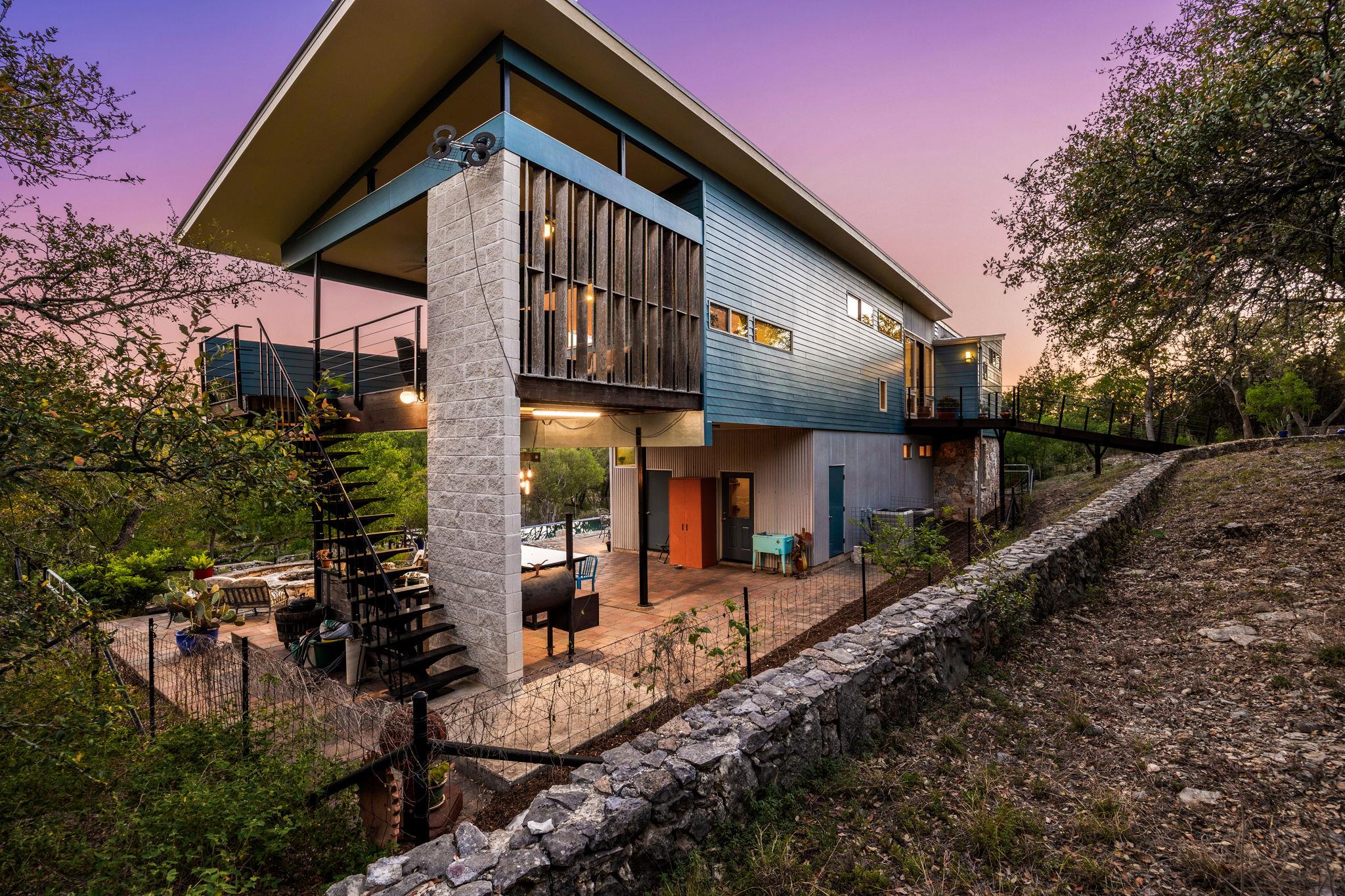 320 Rancho Encino Dr, San Marcos, TX 78666