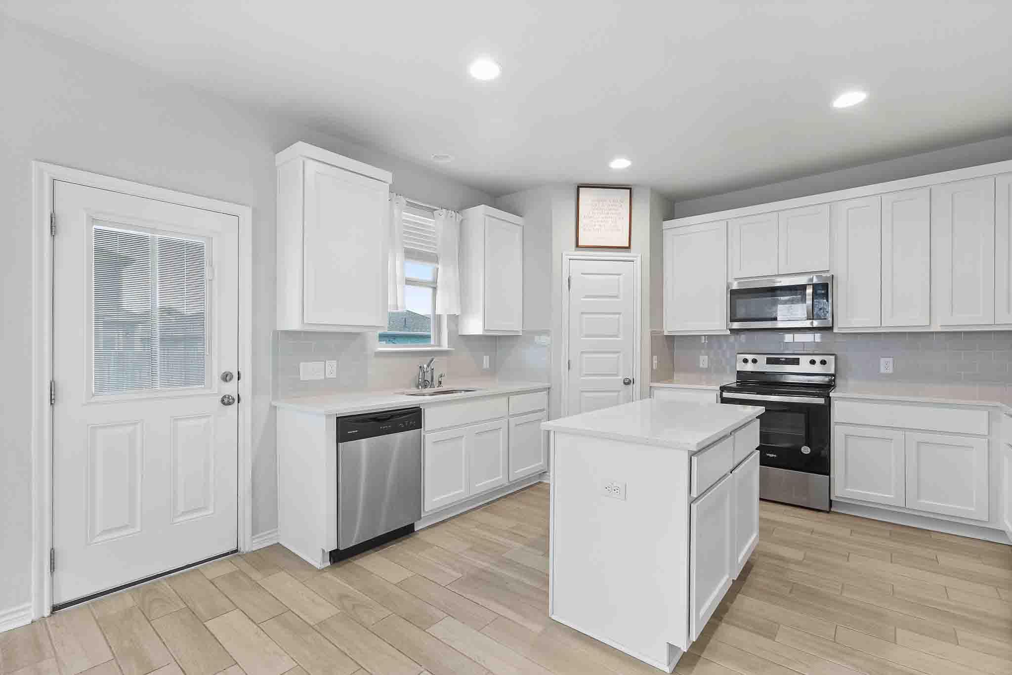 616 Barbary Coast Ln, Jarrell, TX 76537