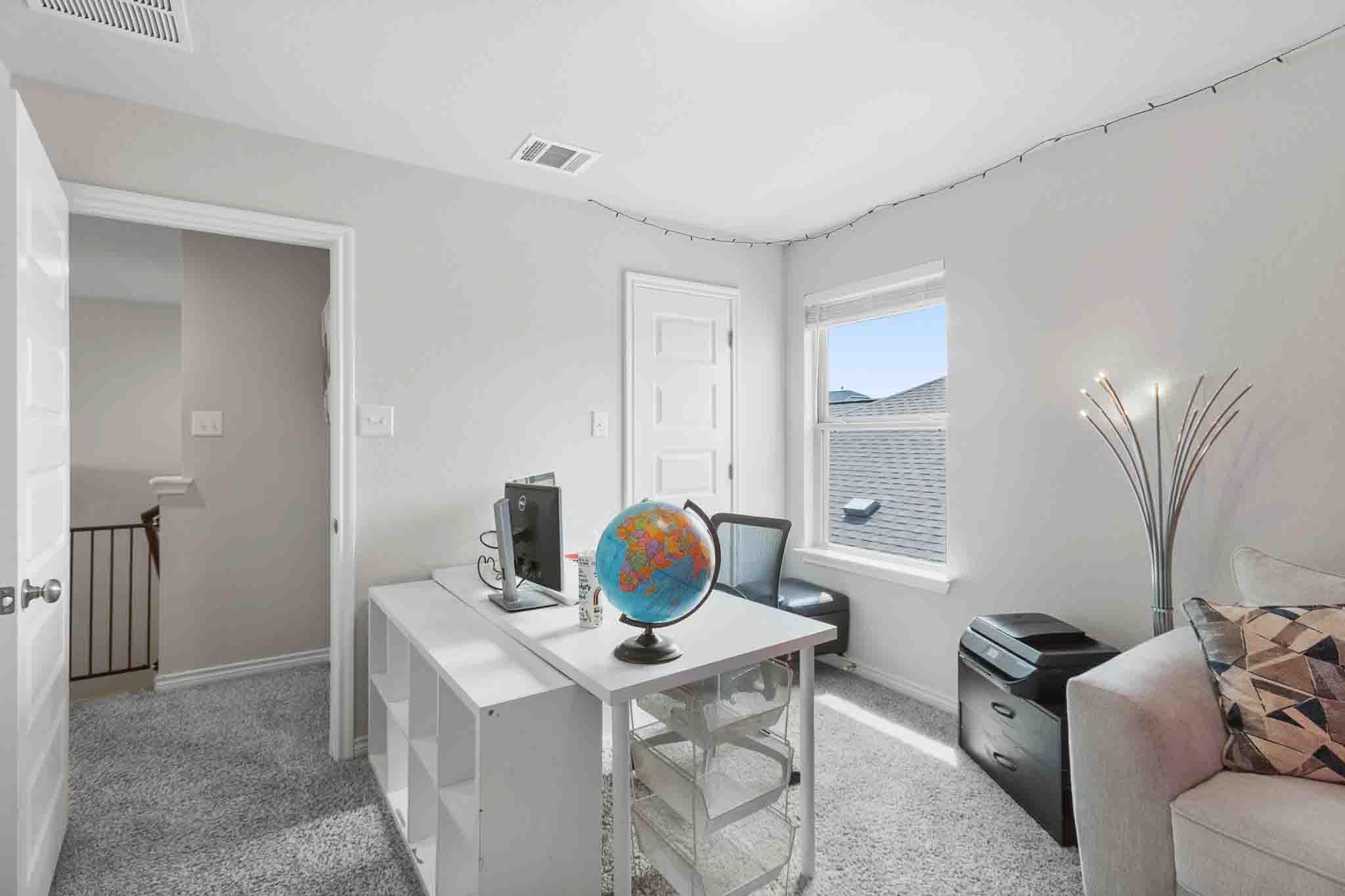 616 Barbary Coast Ln, Jarrell, TX 76537