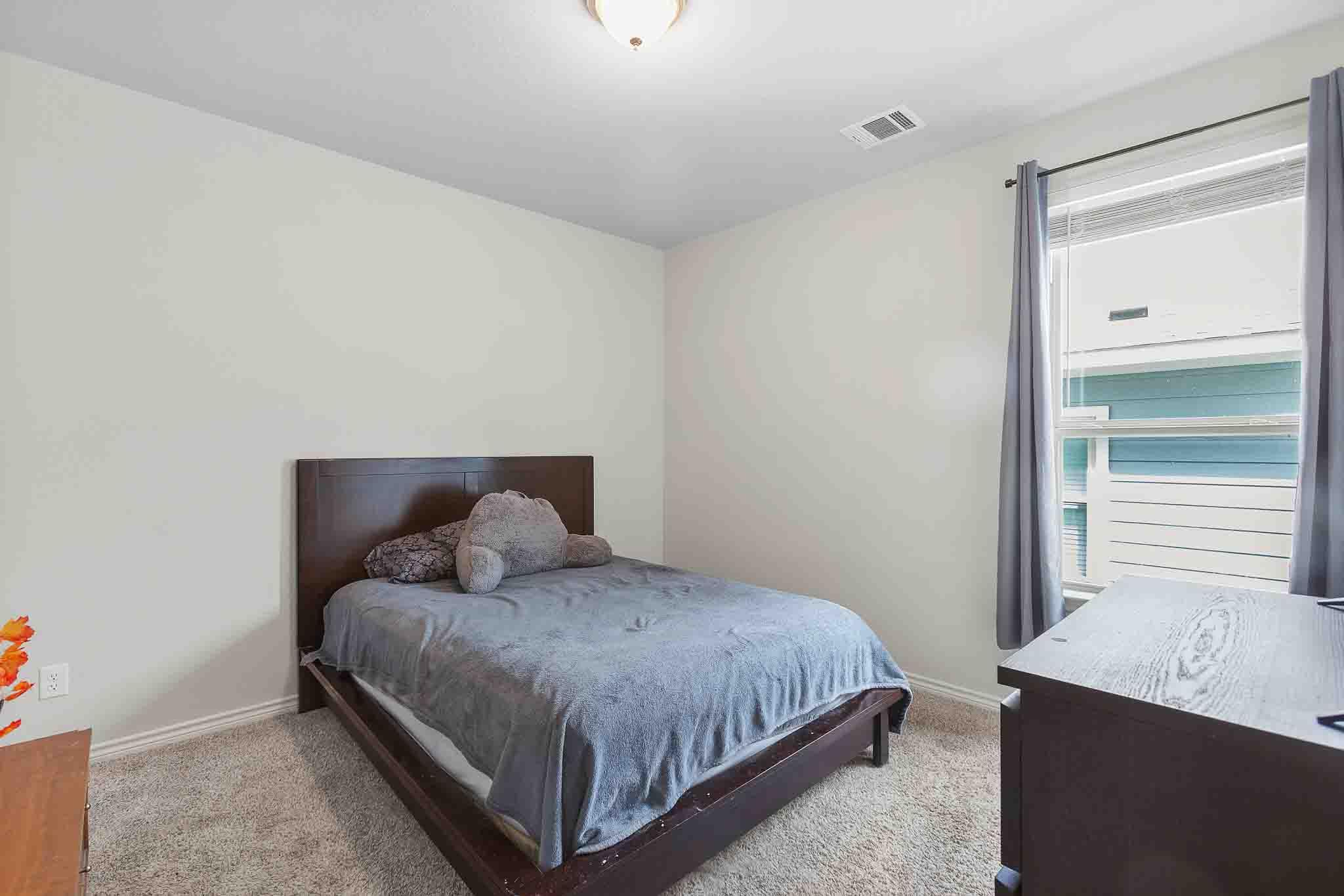 616 Barbary Coast Ln, Jarrell, TX 76537