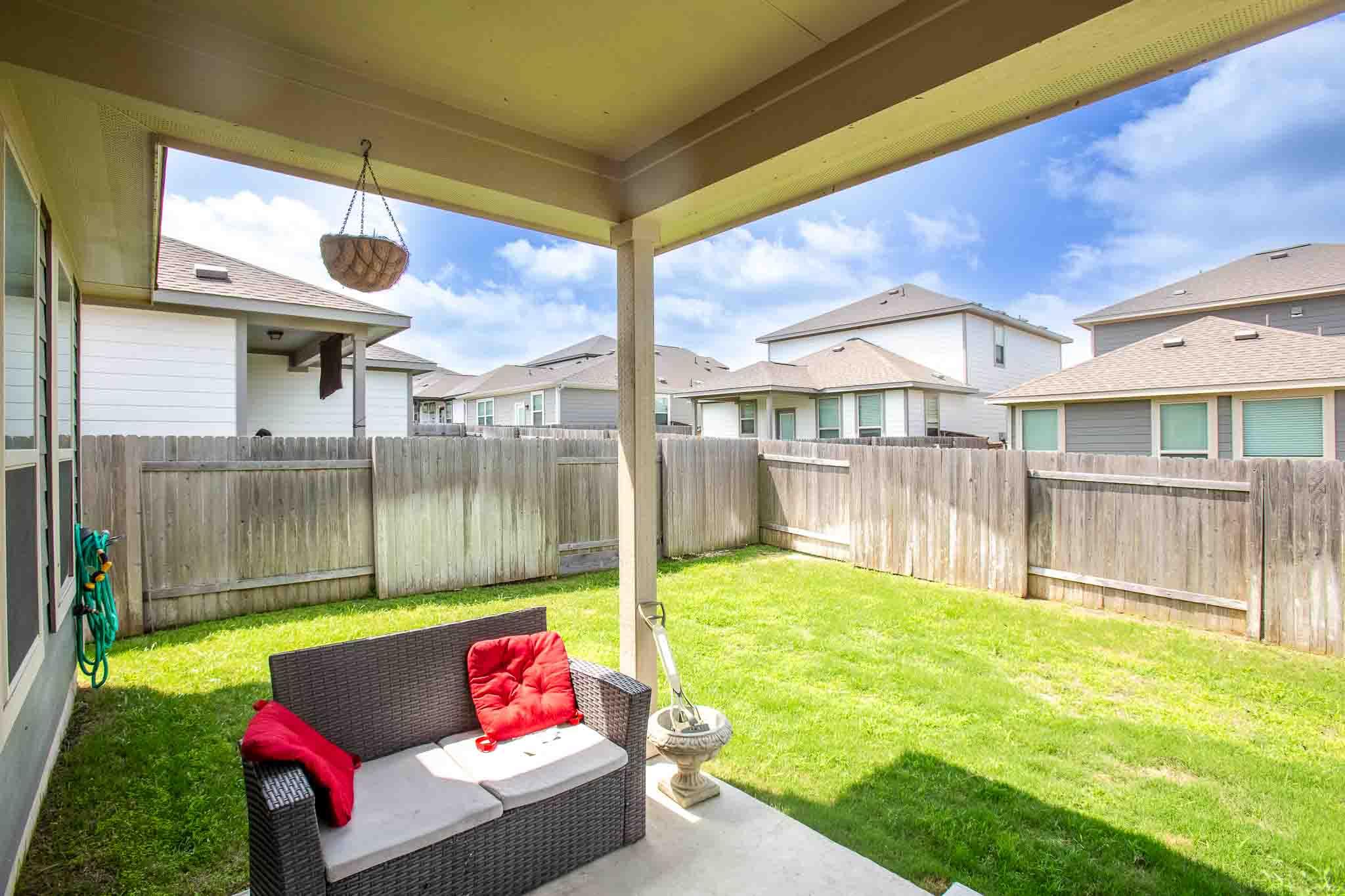 616 Barbary Coast Ln, Jarrell, TX 76537