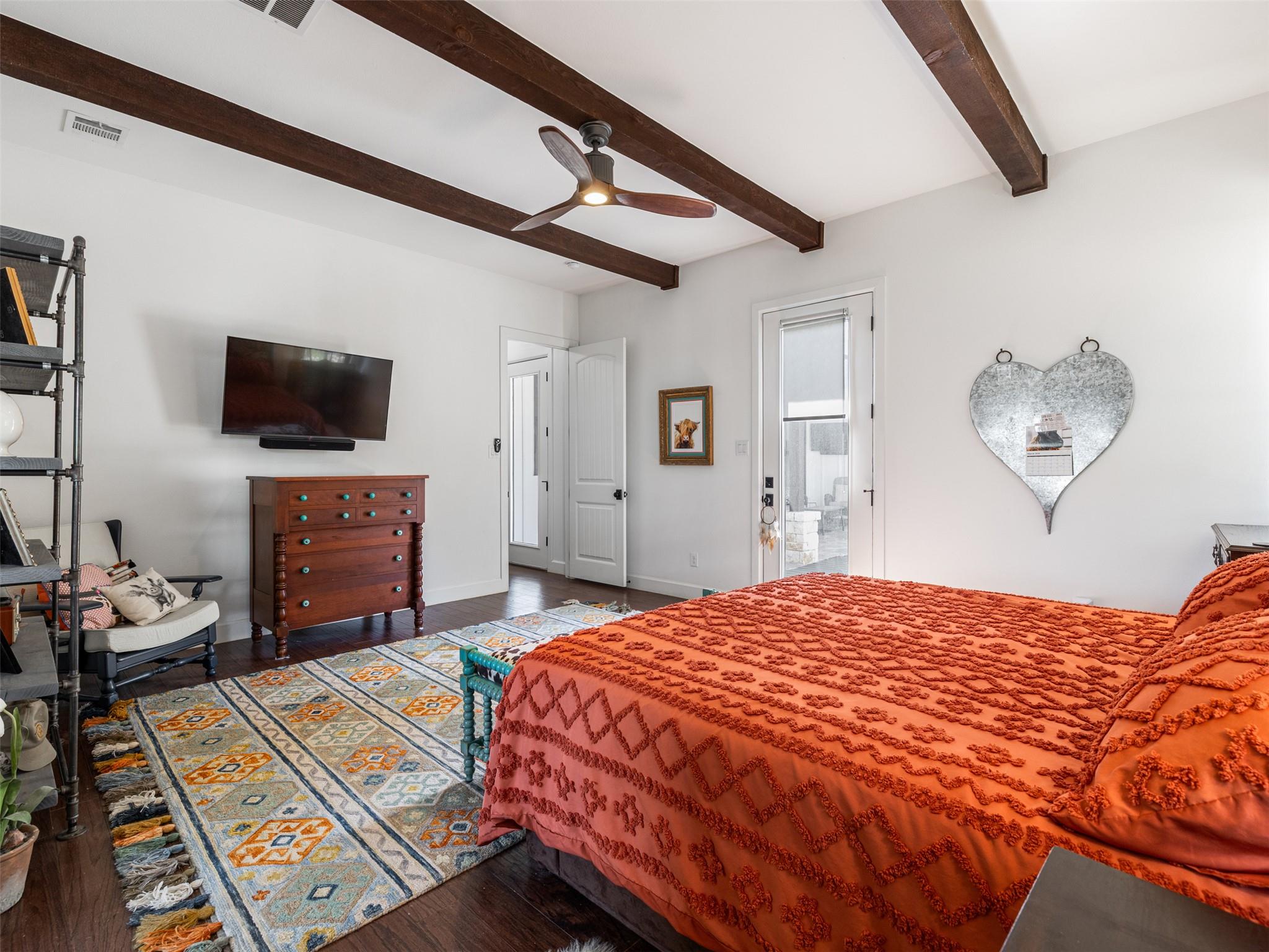 933 Beauchamp Rd, Dripping Springs, TX 78620