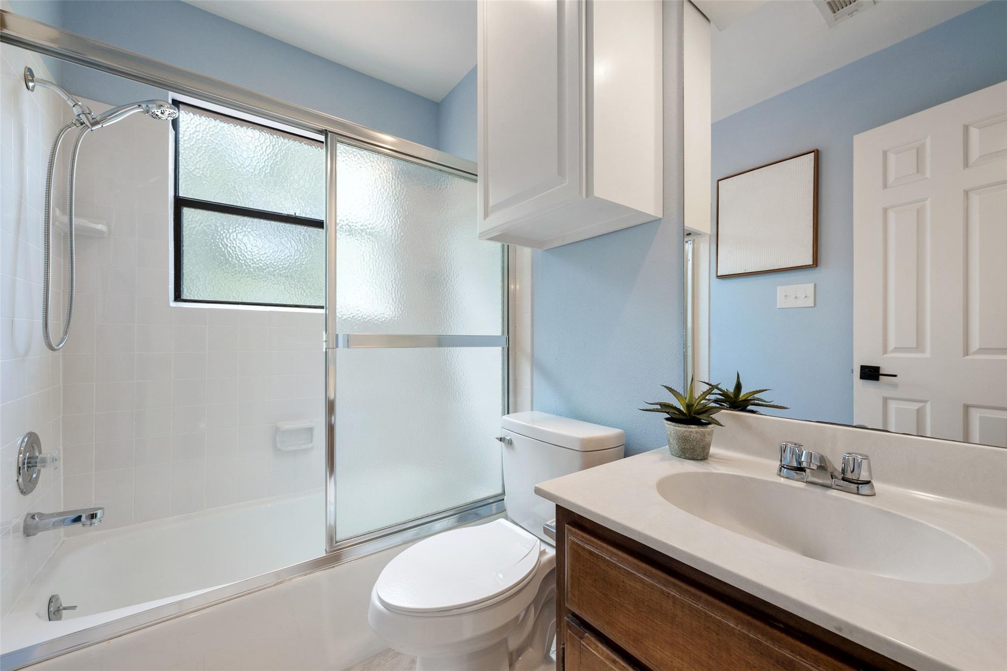 10100 Talleyran Dr, Austin, TX 78750
