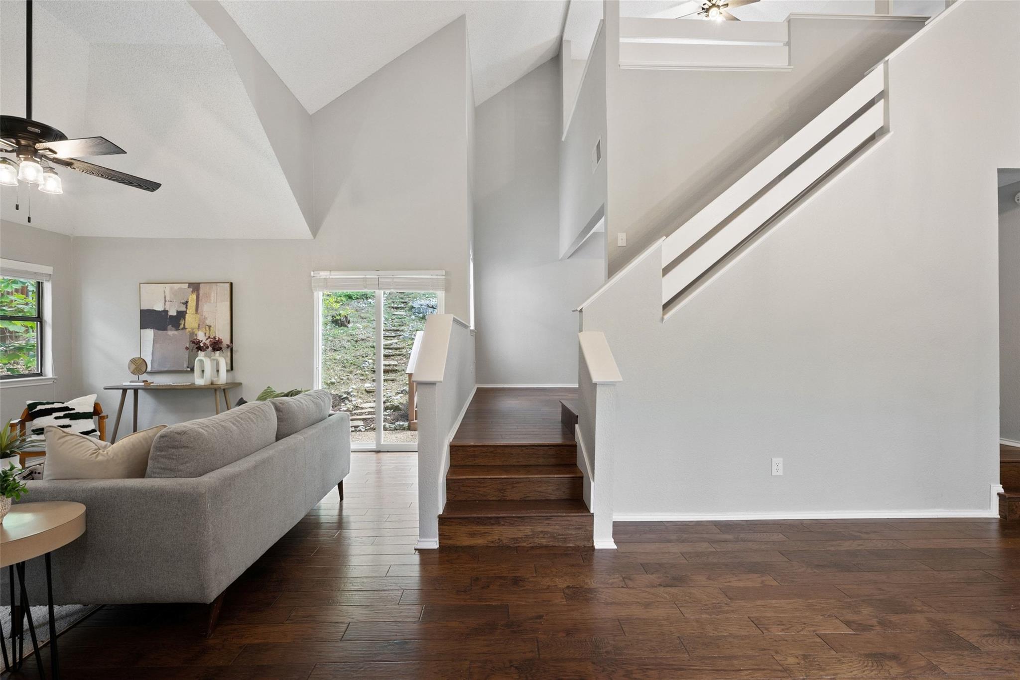 10100 Talleyran Dr, Austin, TX 78750