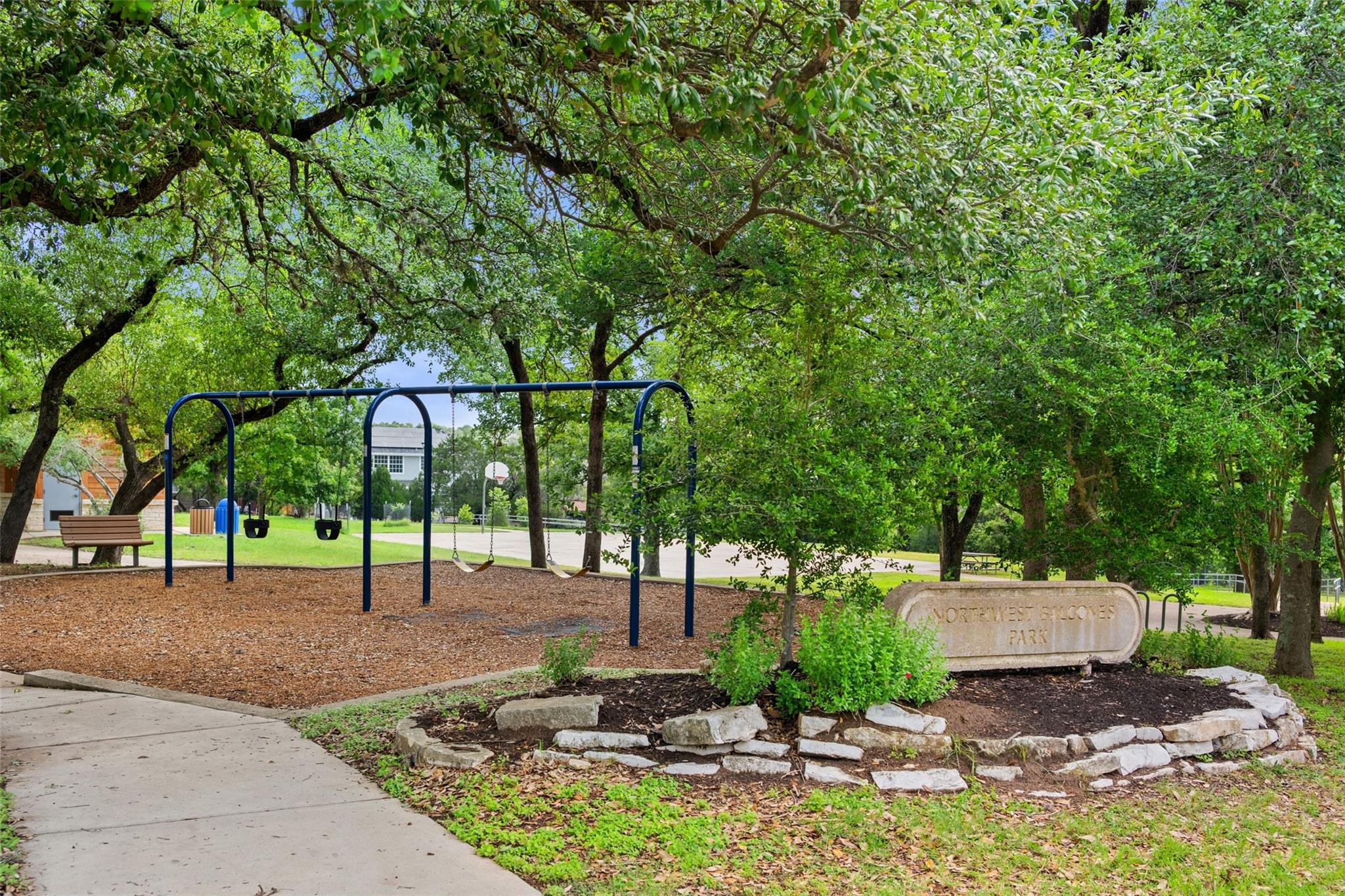 10100 Talleyran Dr, Austin, TX 78750