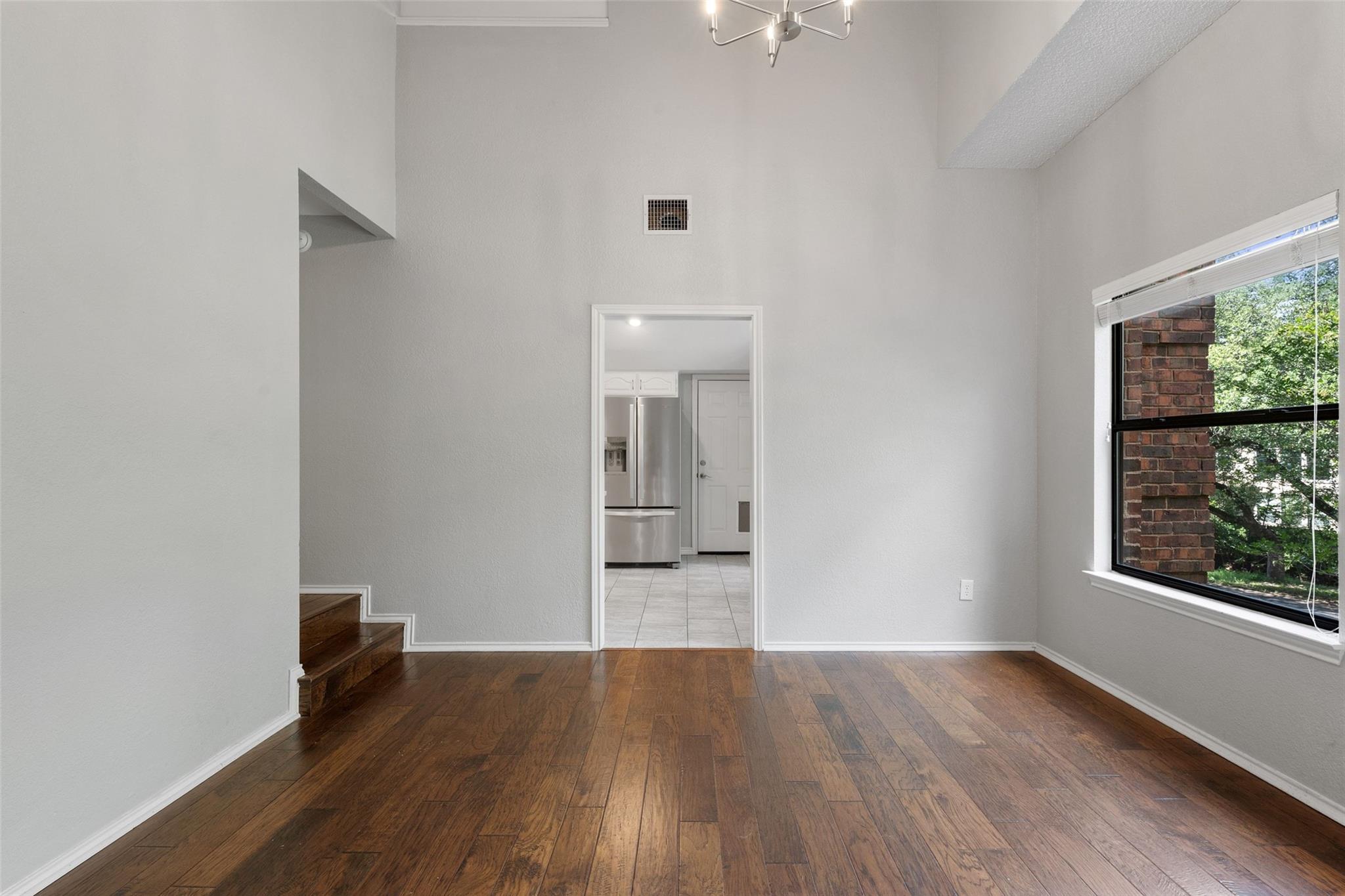 10100 Talleyran Dr, Austin, TX 78750
