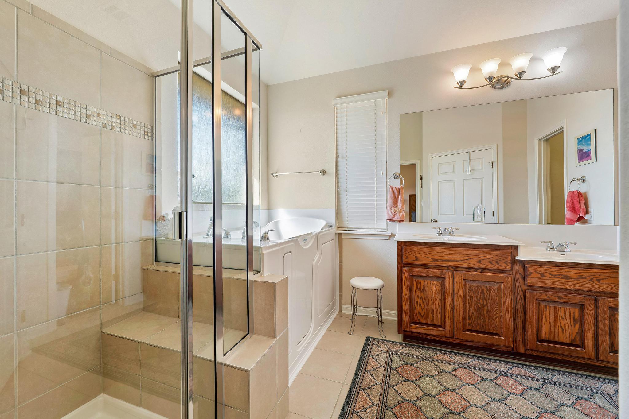 2716 Granite Hill Dr, Leander, TX 78641