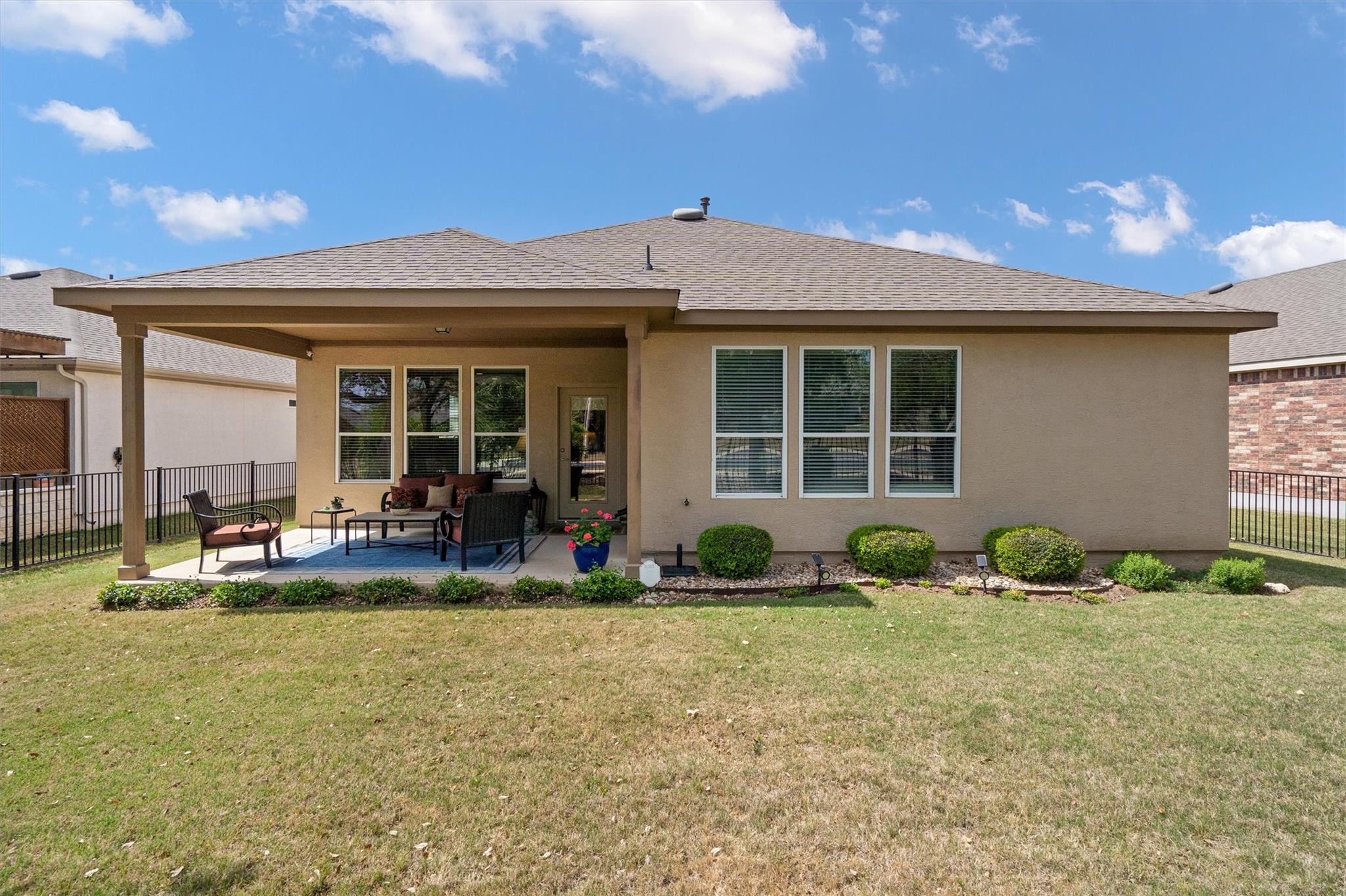 818 Haystack Creek Trl, Georgetown, TX 78633