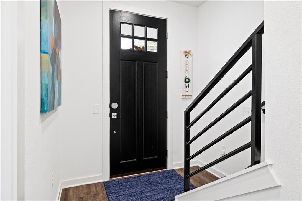 2624 Metcalfe Rd # 8, Austin, TX 78741