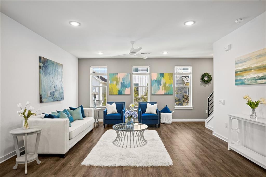 2624 Metcalfe Rd # 8, Austin, TX 78741