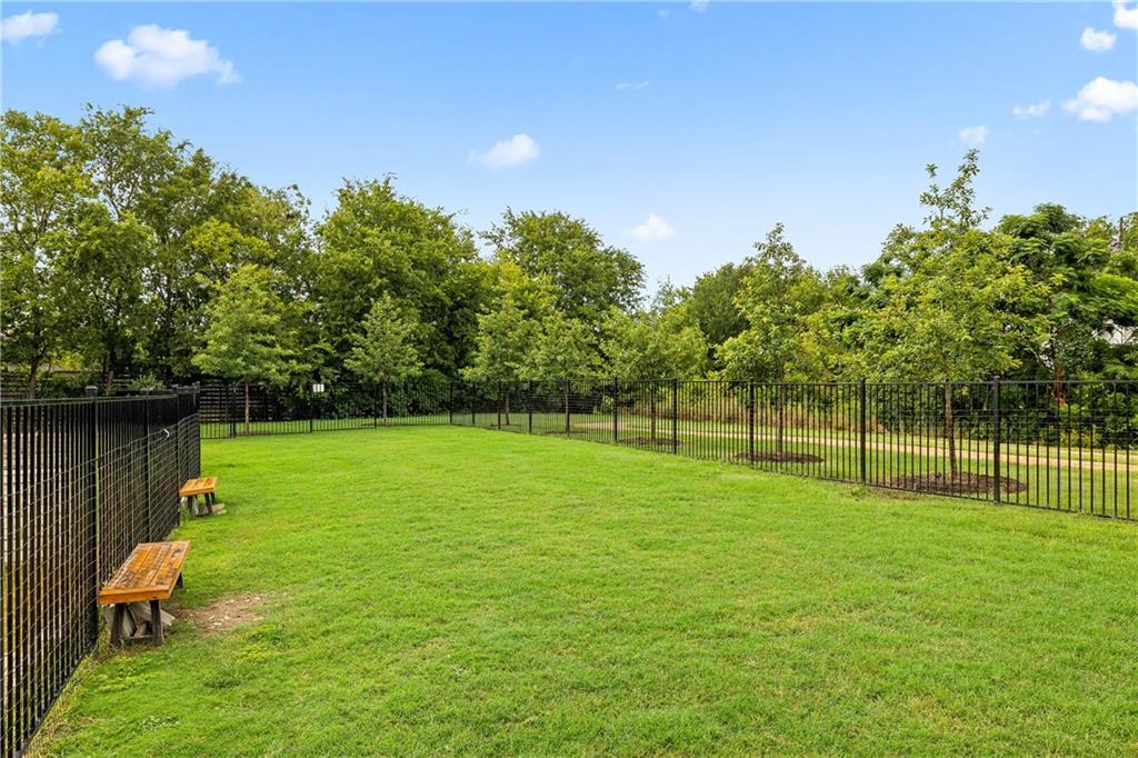 2624 Metcalfe Rd # 8, Austin, TX 78741