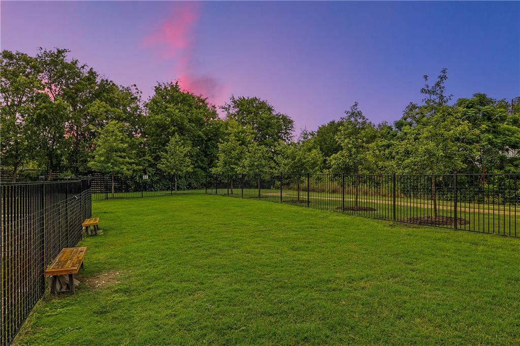 2624 Metcalfe Rd # 8, Austin, TX 78741