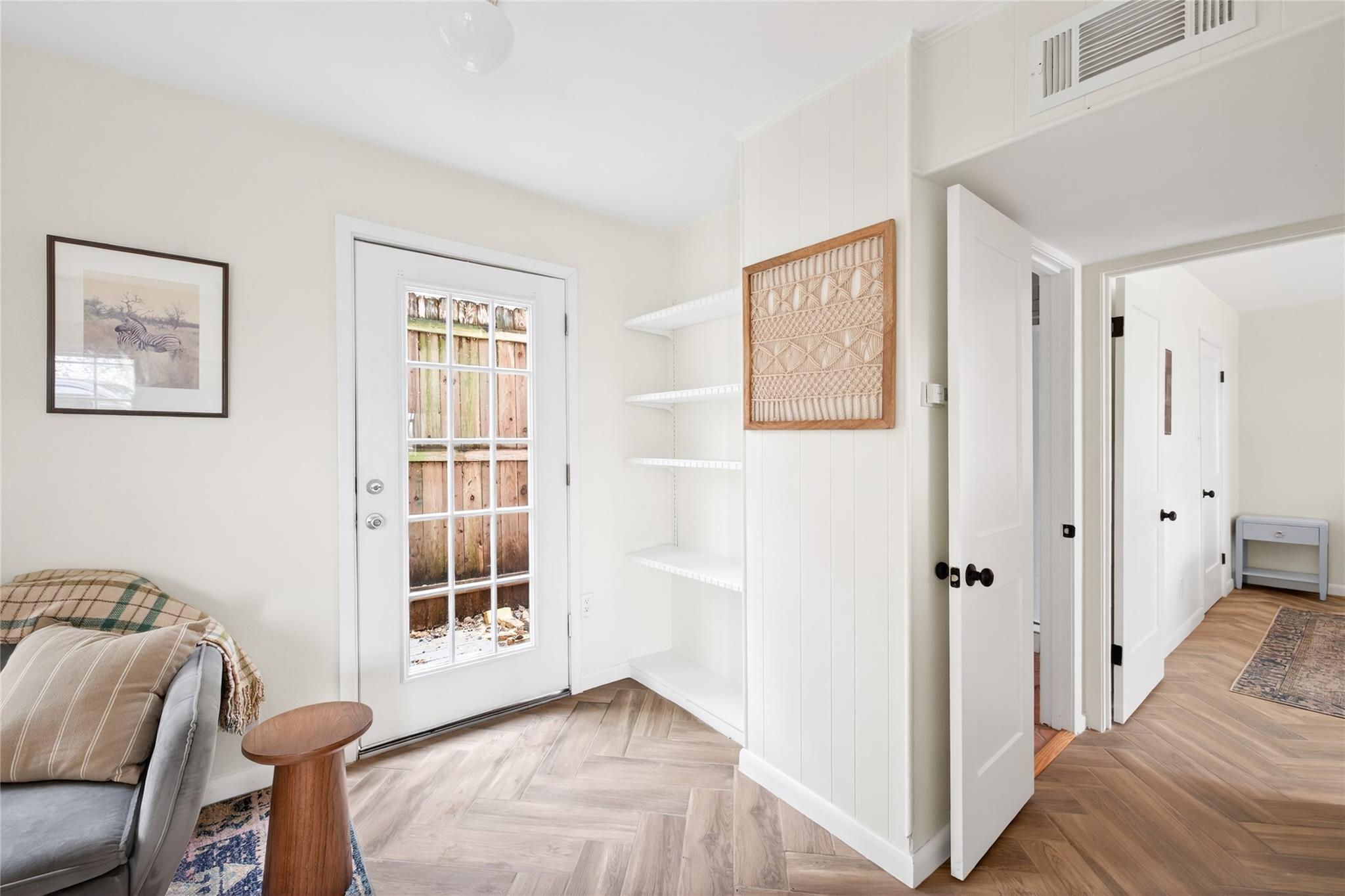 1700 HOUSTON St # 102, Austin, TX 78756