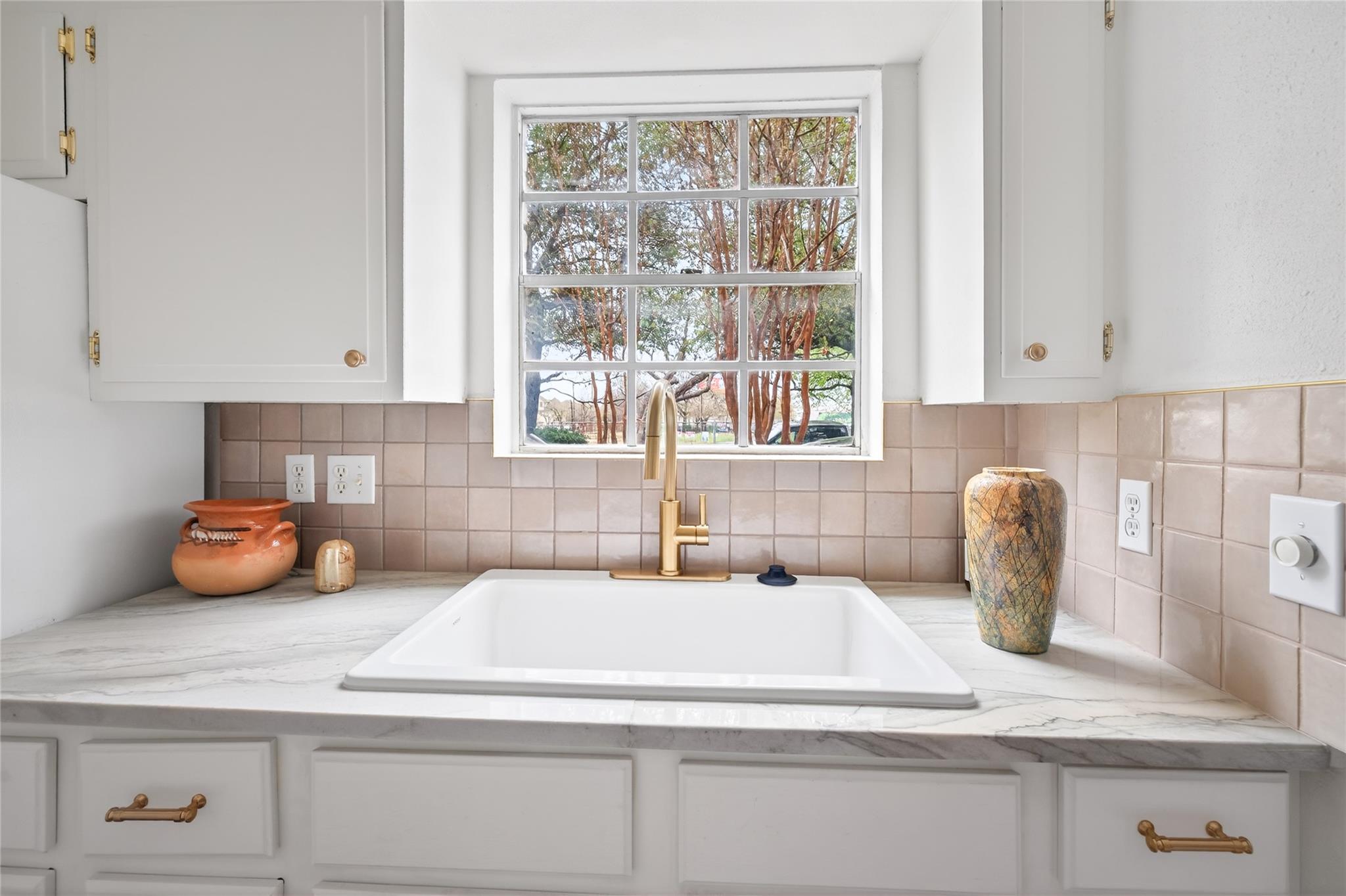 1700 HOUSTON St # 102, Austin, TX 78756