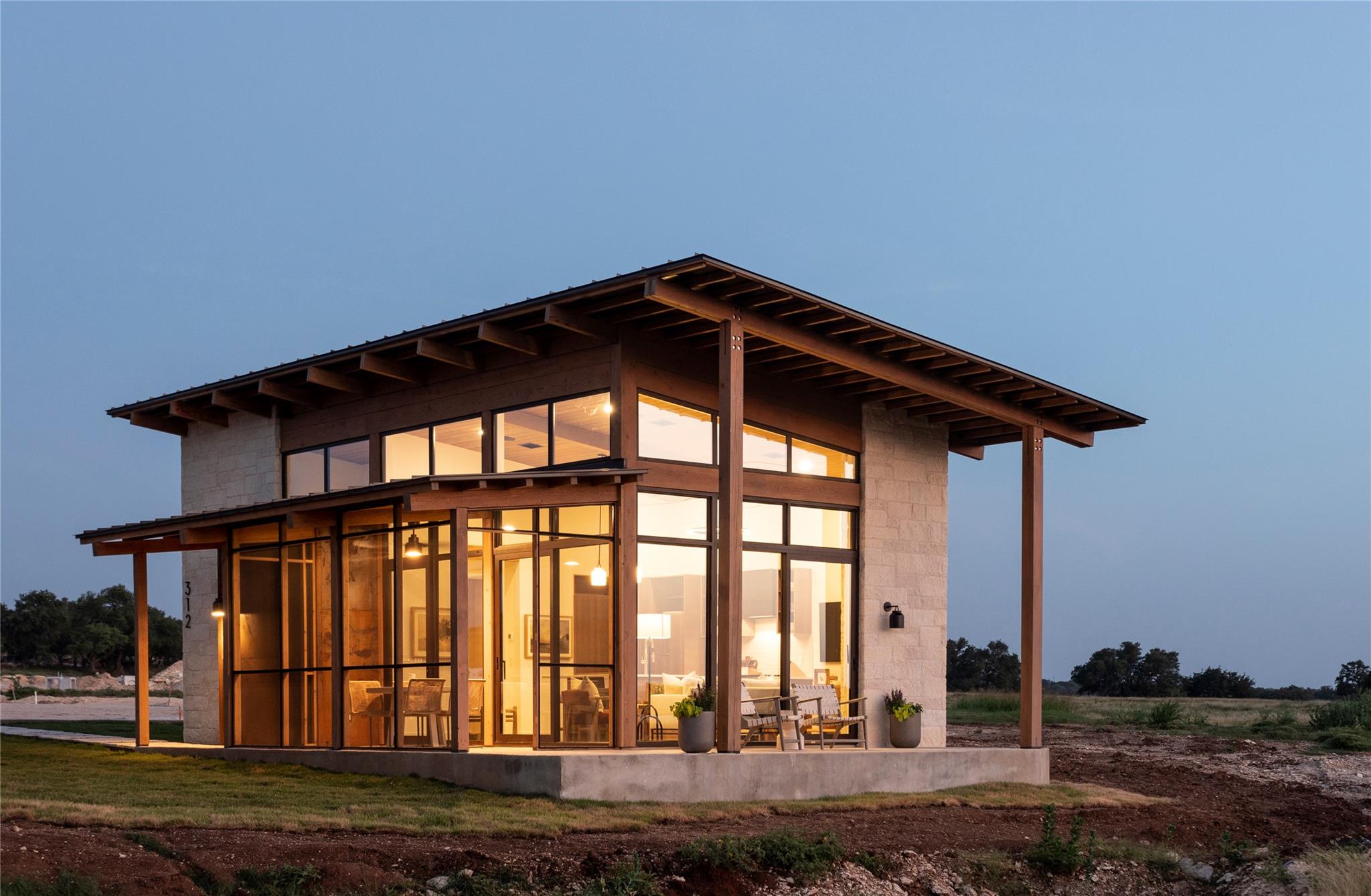 9361 W Us Highway 290 # Lantana, Hye, TX 78635