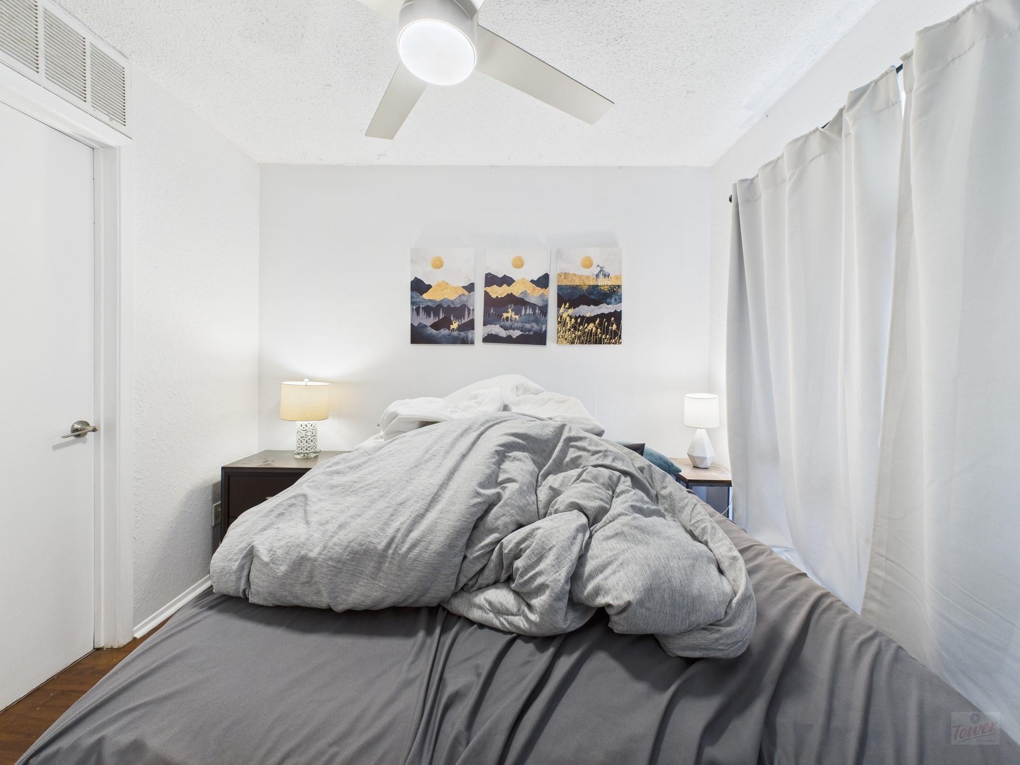 806 W 24th St # 300, Austin, TX 78705