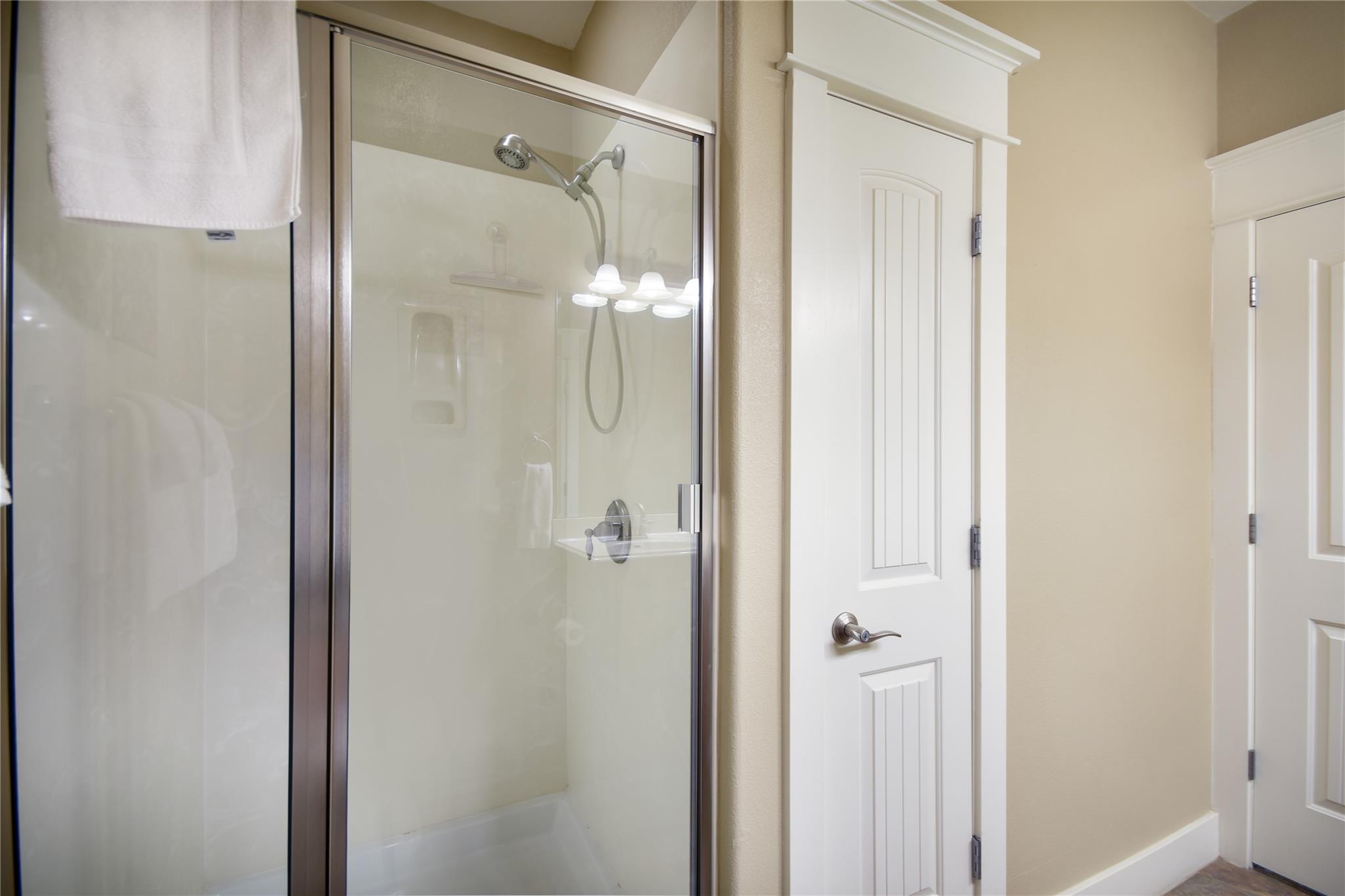 17808 Maritime Point Dr # 101, Jonestown, TX 78645